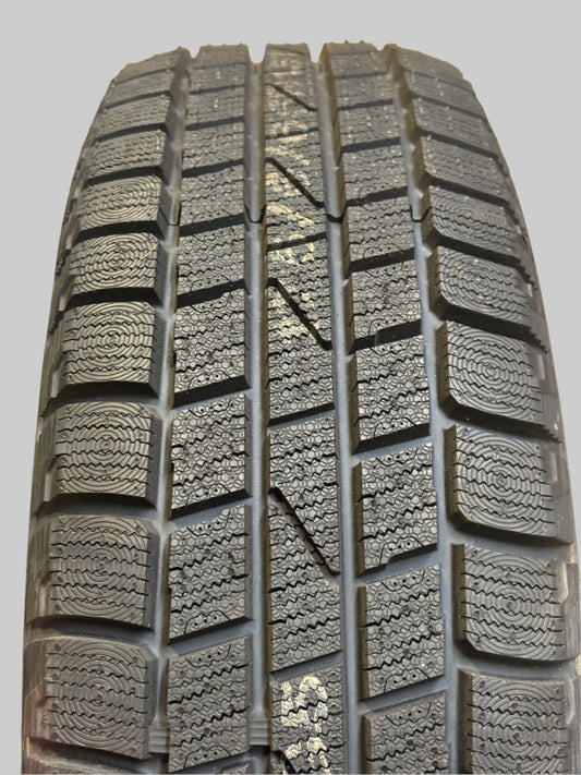 NEW OLD STOCK HANKOOK WINTER ICEPT IZ W606 P 175 65 15 84T SL SNOW WINTER TIRE 1015087