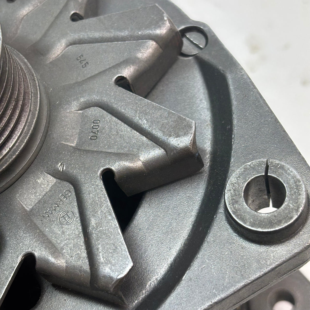 USED 1992 PORSCHE 968 ALTERNATOR 8001
