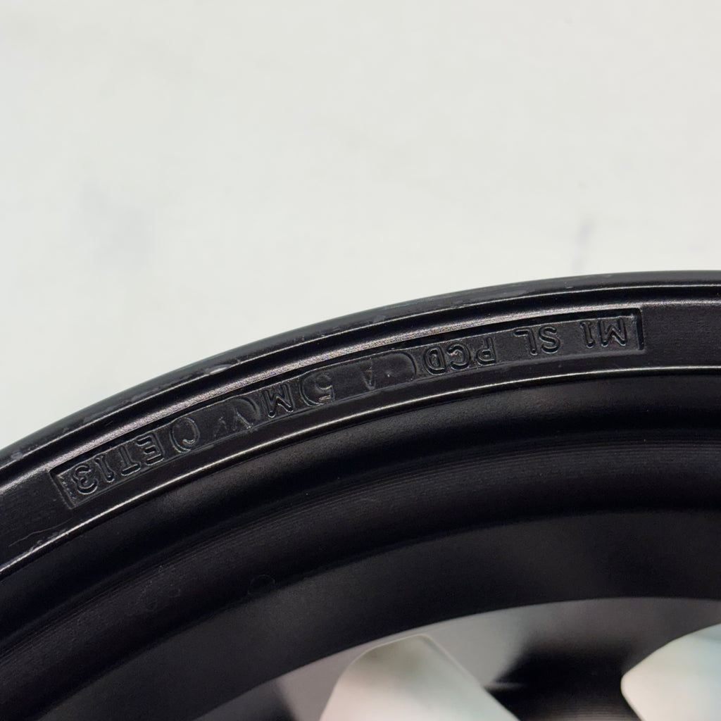 FUEL UTV ALUMINUM RIM D778 RUNNER UTV 18X7 5X156 ET13 GLOSS BLACK MILLED CANDY BLUE FINISH