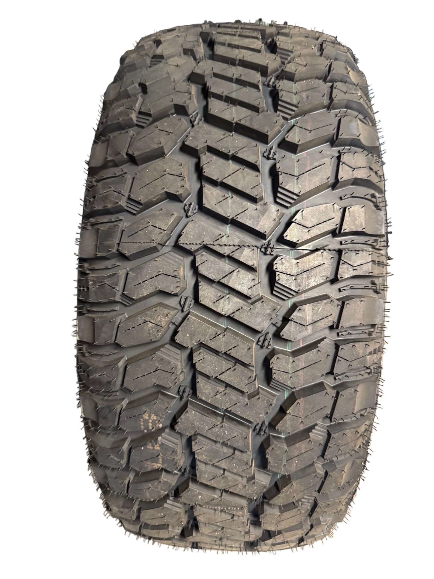 NOS PATRIOT RUGGED TERRAN+ BSW LT 295 55 20 123/120Q 10PLY TIRE PASYTH0108