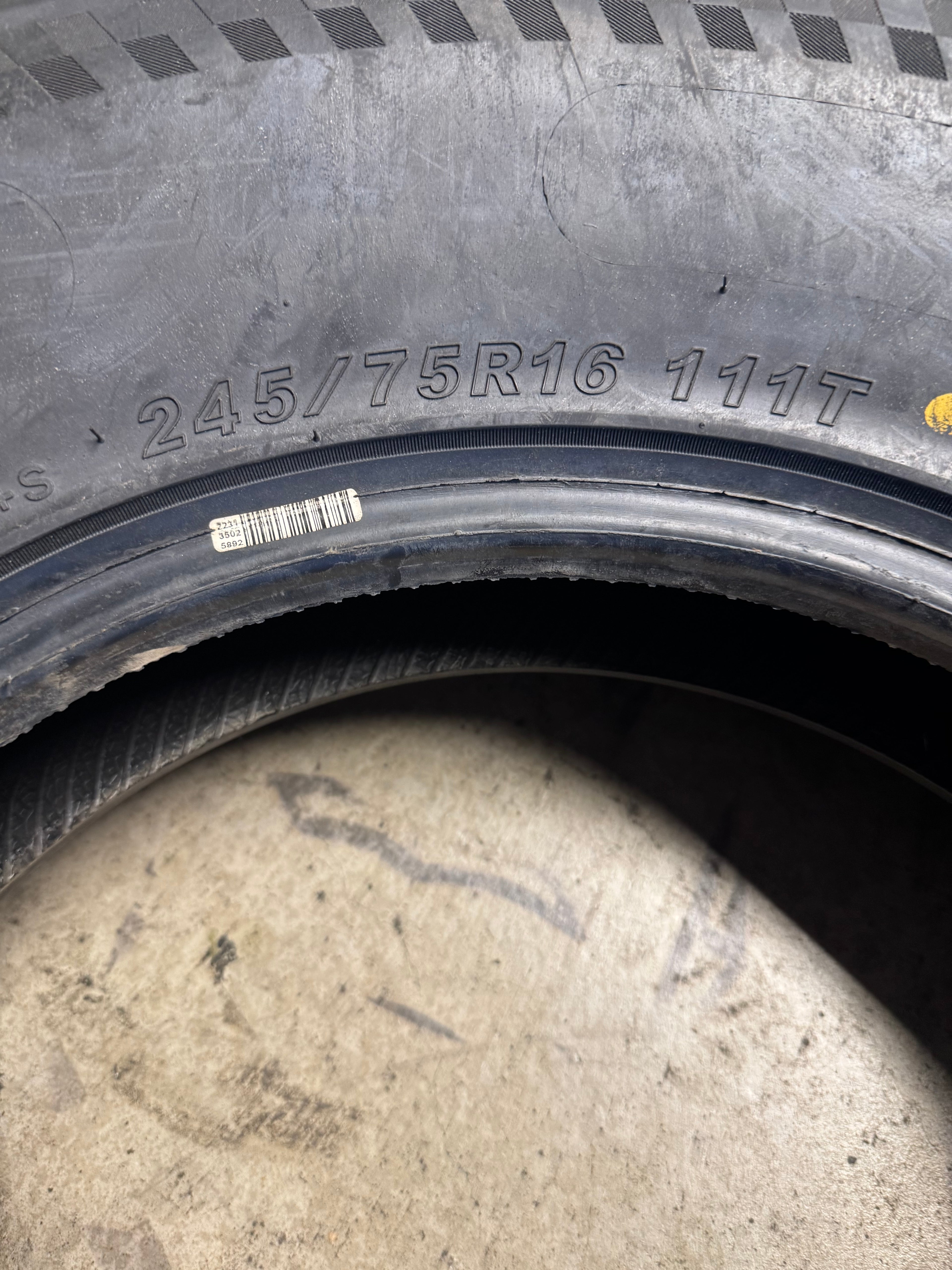 PARAGON TOUR CUV BSW P 245 75 16 111T ALL SEASON TIRE PAR10313