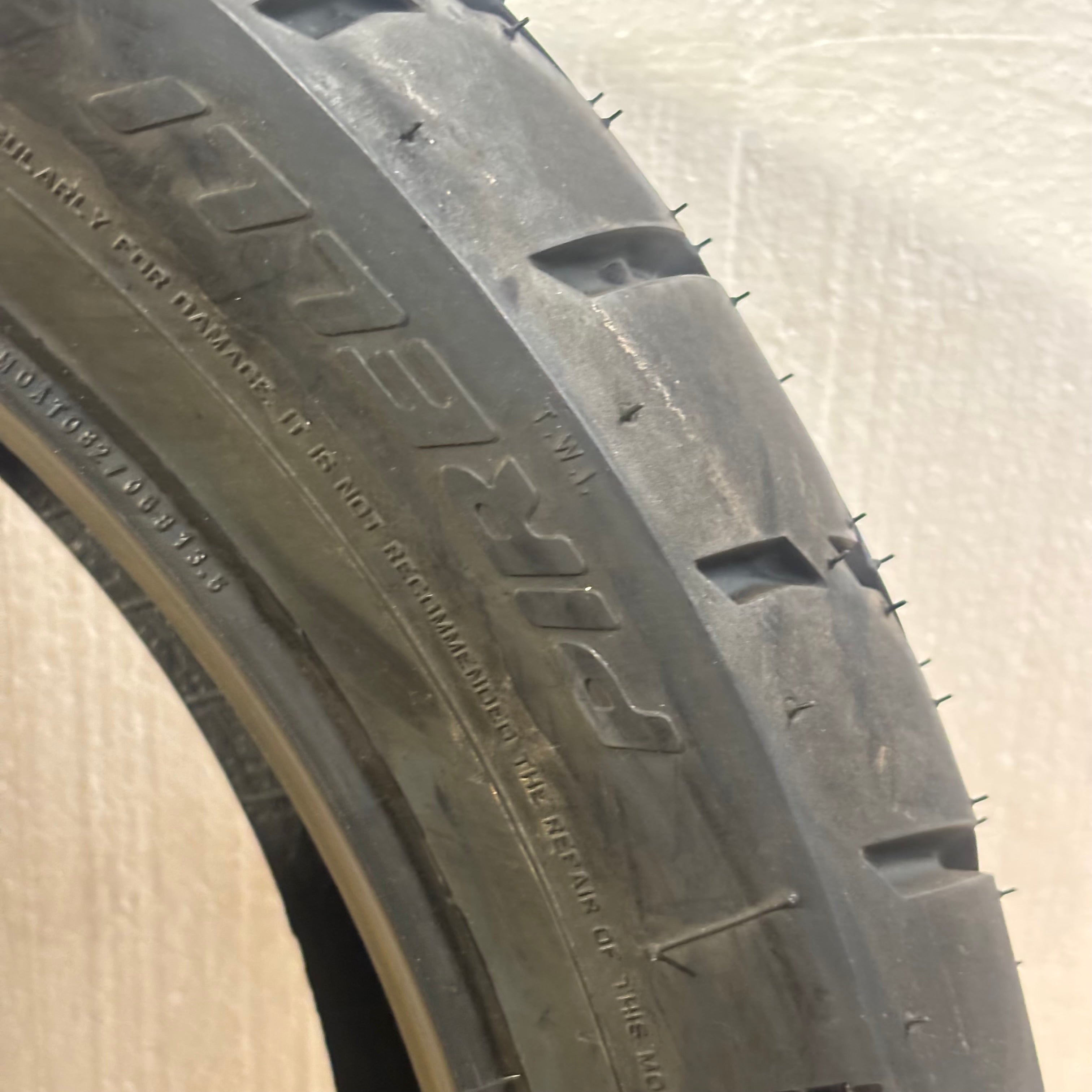 PIRELLI NIGHT DRAGON GT BSW 180 55 18 80H REAR MOTORCYCLE TIRE 2812200