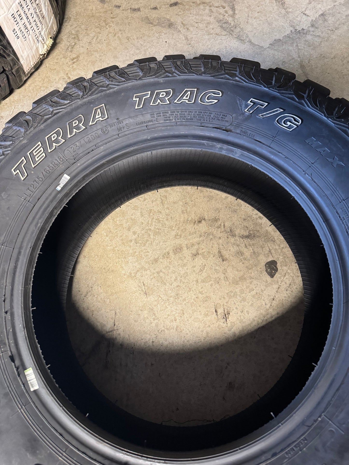 HERCULES TERRA TRAC T/G MAX OWL LT 275 65 18 123/120Q 10PLY RUGGED TERRAIN TIRE 09075