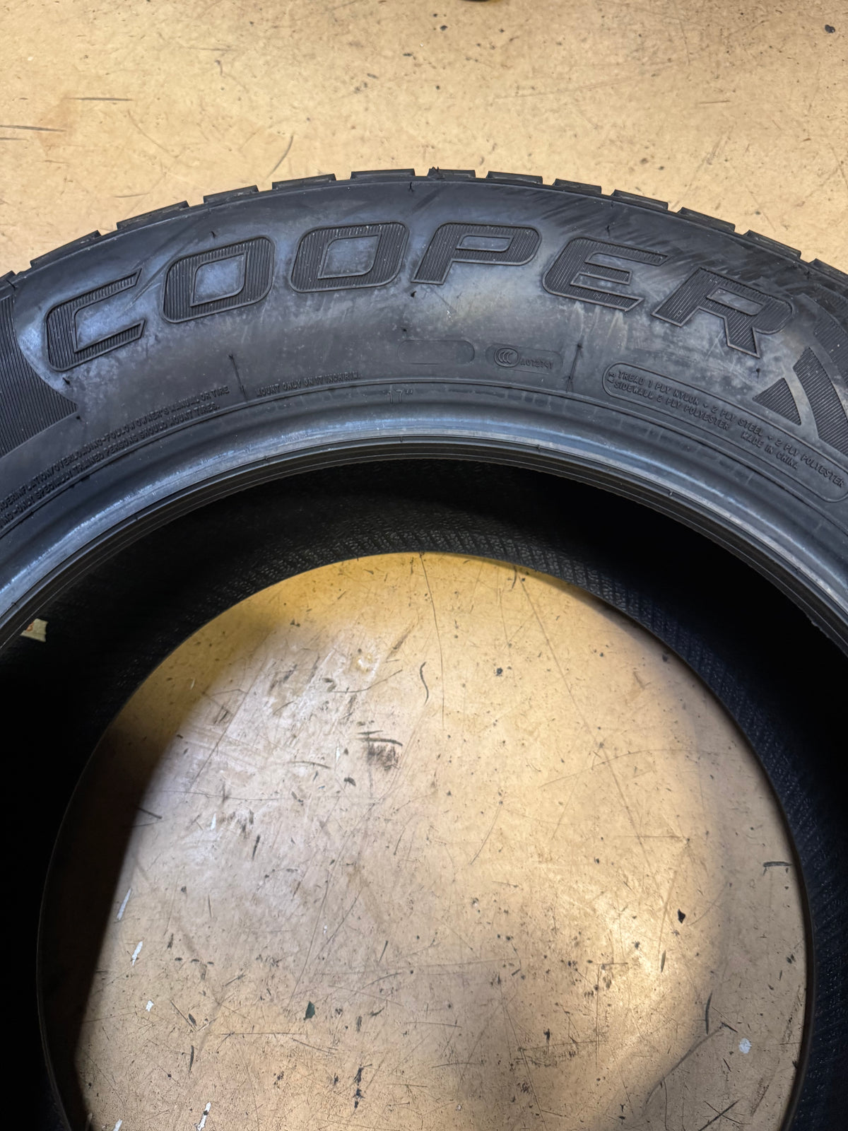 COOPER DISCOVERER TRUE NORTH BSW P 235 60 17 102T WINTER TIRE 166186004