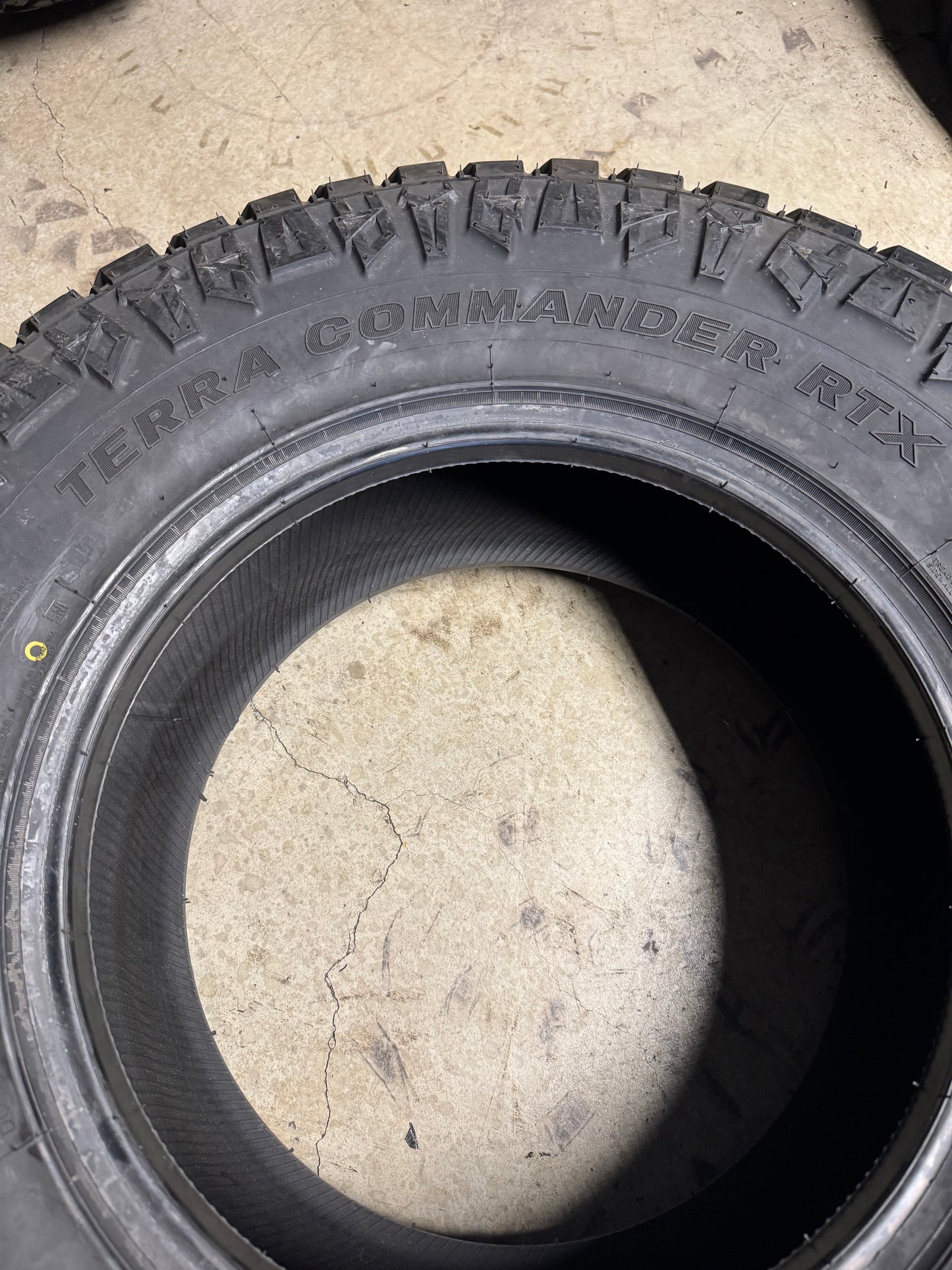 NOS KANATI TERRA COMMANDER RTX BSW LT 285 70 17 121/118Q 10PLY TIRE LRX1728570E