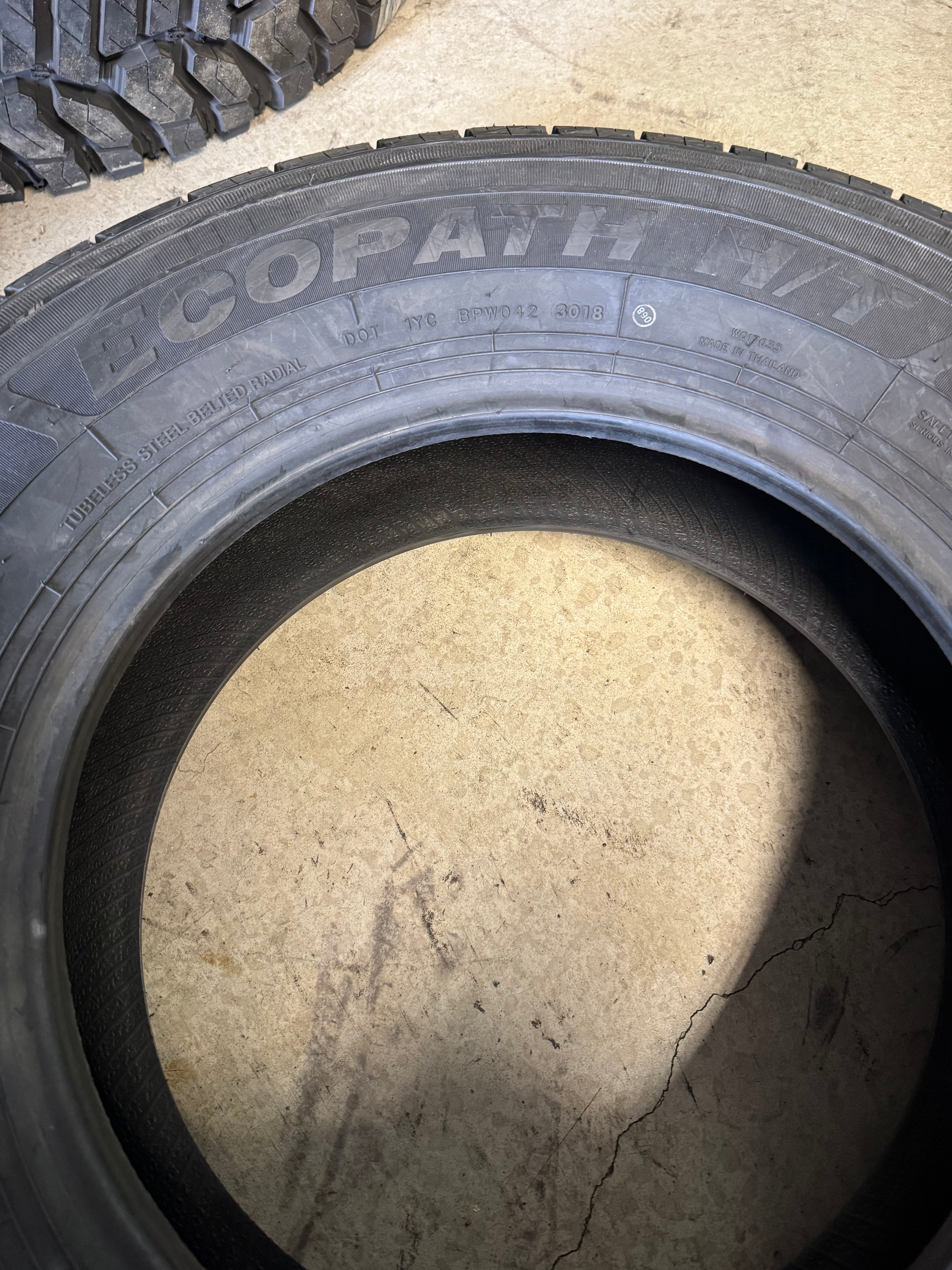 NOS TRAVELSTAR ECOPATH H/T BSW P 265 70 17 115T ALL TERRAIN TIRE LLSUV007