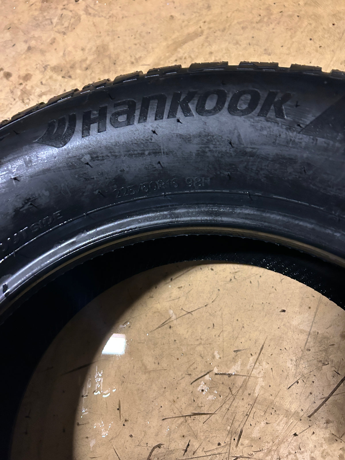 4 HANKOOK WEATHERFLEX GT BSW P 225 60 16 98H ALL WEATHER TIRE 1035976