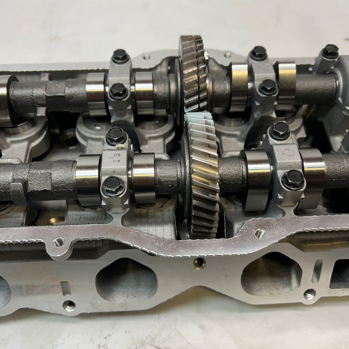 LEFT CYLINDER HEAD FIT 95-04 TOYOTA 4RUNNER TACOMA TUNDRA T100 3.4 DOHC 5VZFE