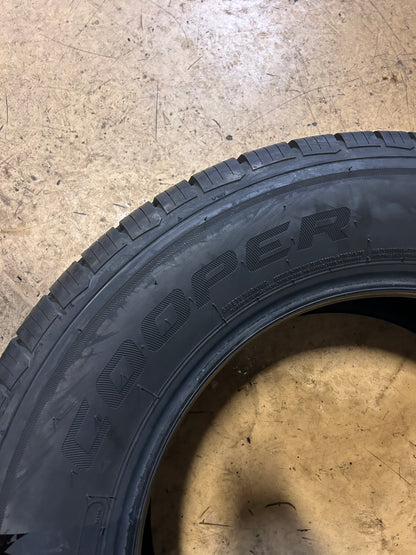 NOS COOPER DISCOVERER HTP II BSW P 245 65 17 107T ALL SEASON TIRE 171177024