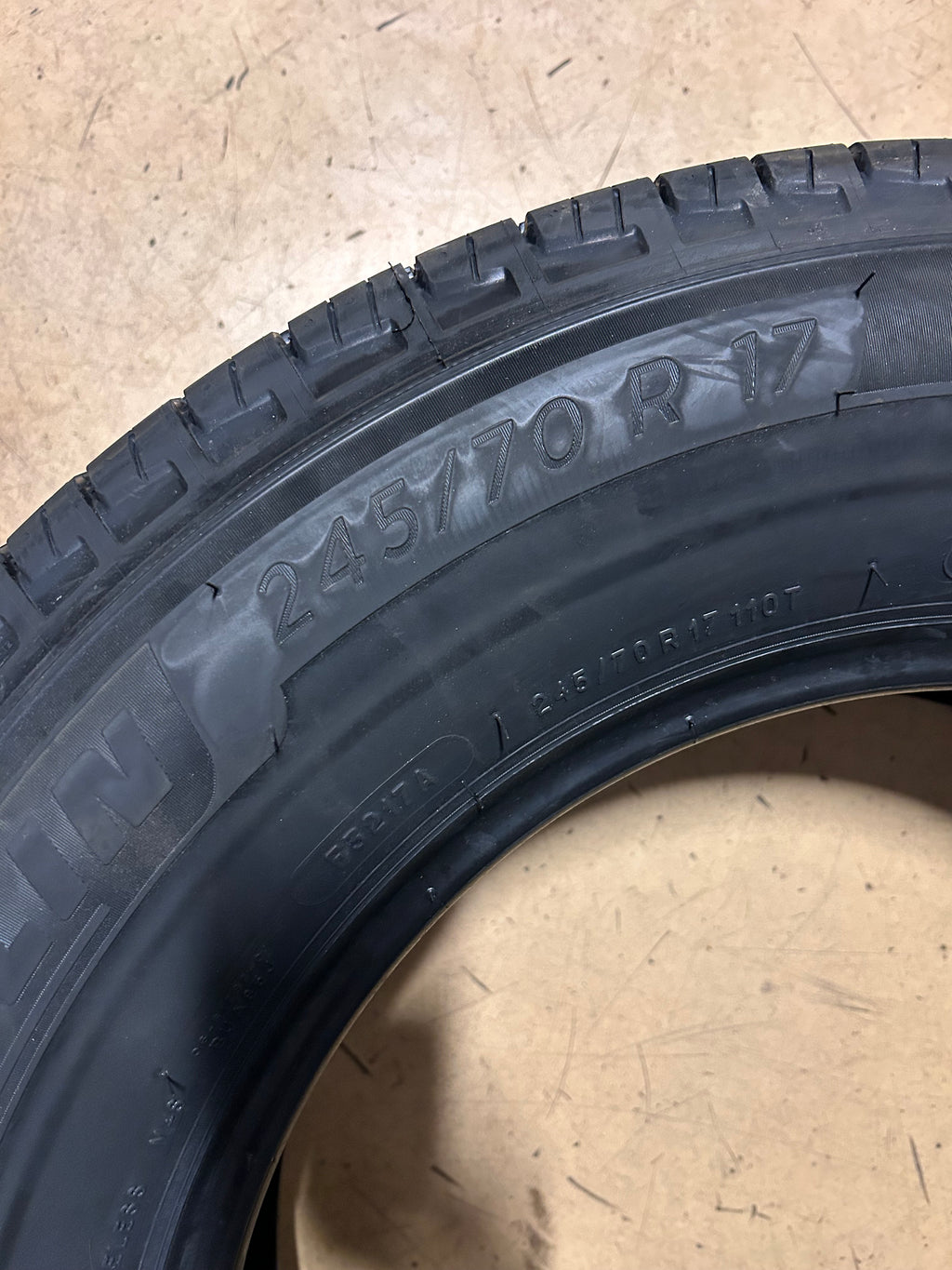 MICHELIN PRIMACY LTX BSW P 245 70 17 110T ALL SEASON TIRE 18347