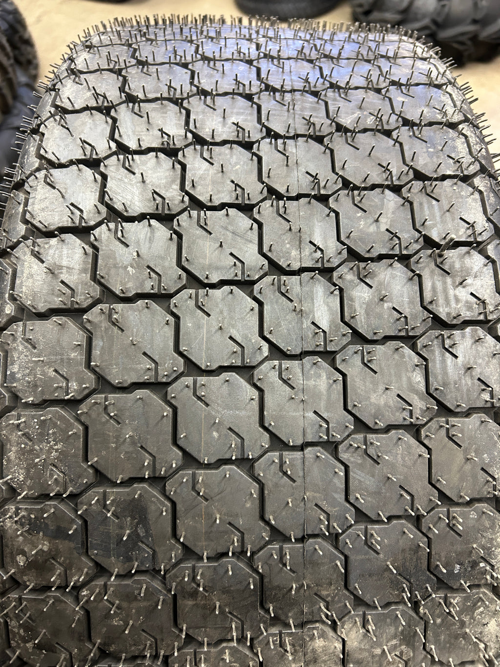 GALAXY TURF SPECIAL R-3 BSW  12LL 16 6PLY LAWN TIRE 480232