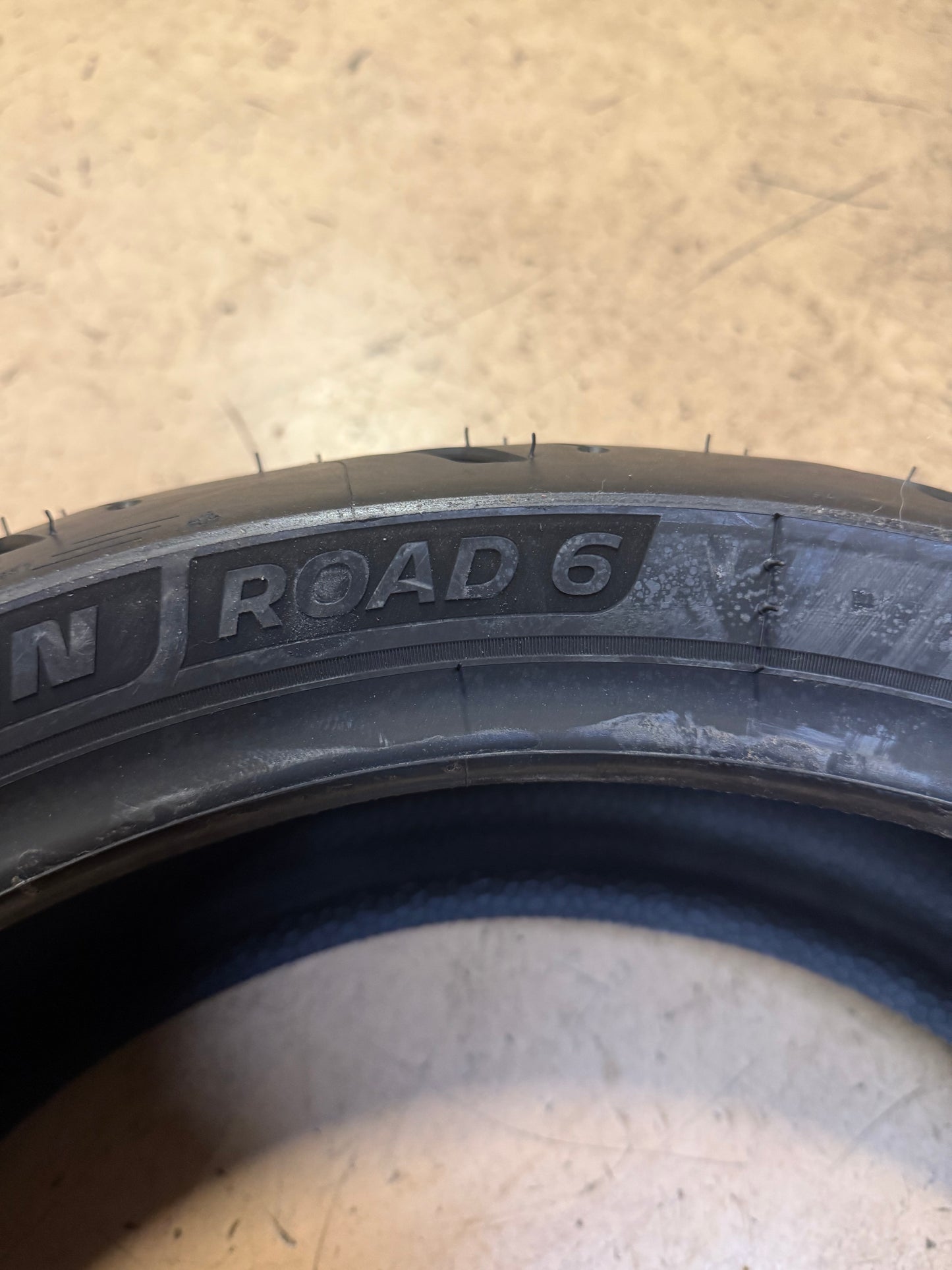 MICHELIN ROAD 6 BSW  190 55 17 75W REAR MOTORCYCLE TIRE 27032