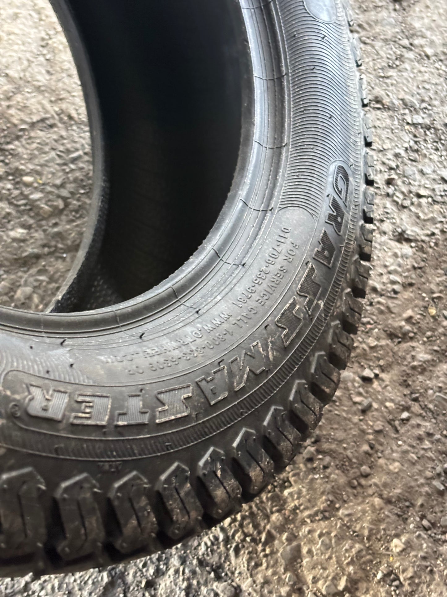 OTR GRASS MASTER BSW  24 9.5 14 4PLY LAWN TIRE T8042495014