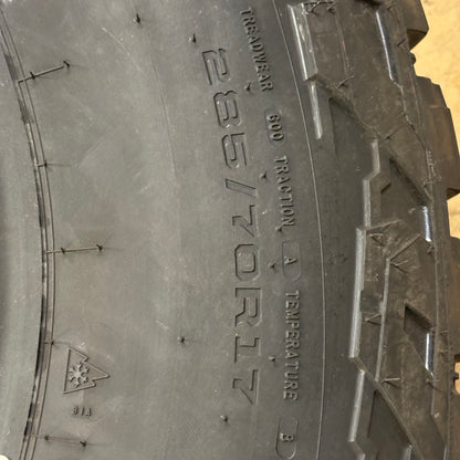 2 MICKEY THOMPSON BAJA BOSS A/T BSW P 285 70 17 116T SL ALL TERRAIN TIRES 340020003