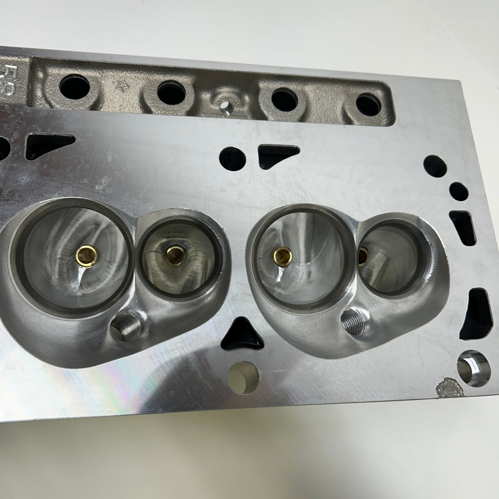 TRICK FLOW SPECIALTIES HIGH PORT 240 CYLINDER HEAD  TFS5171B016C02