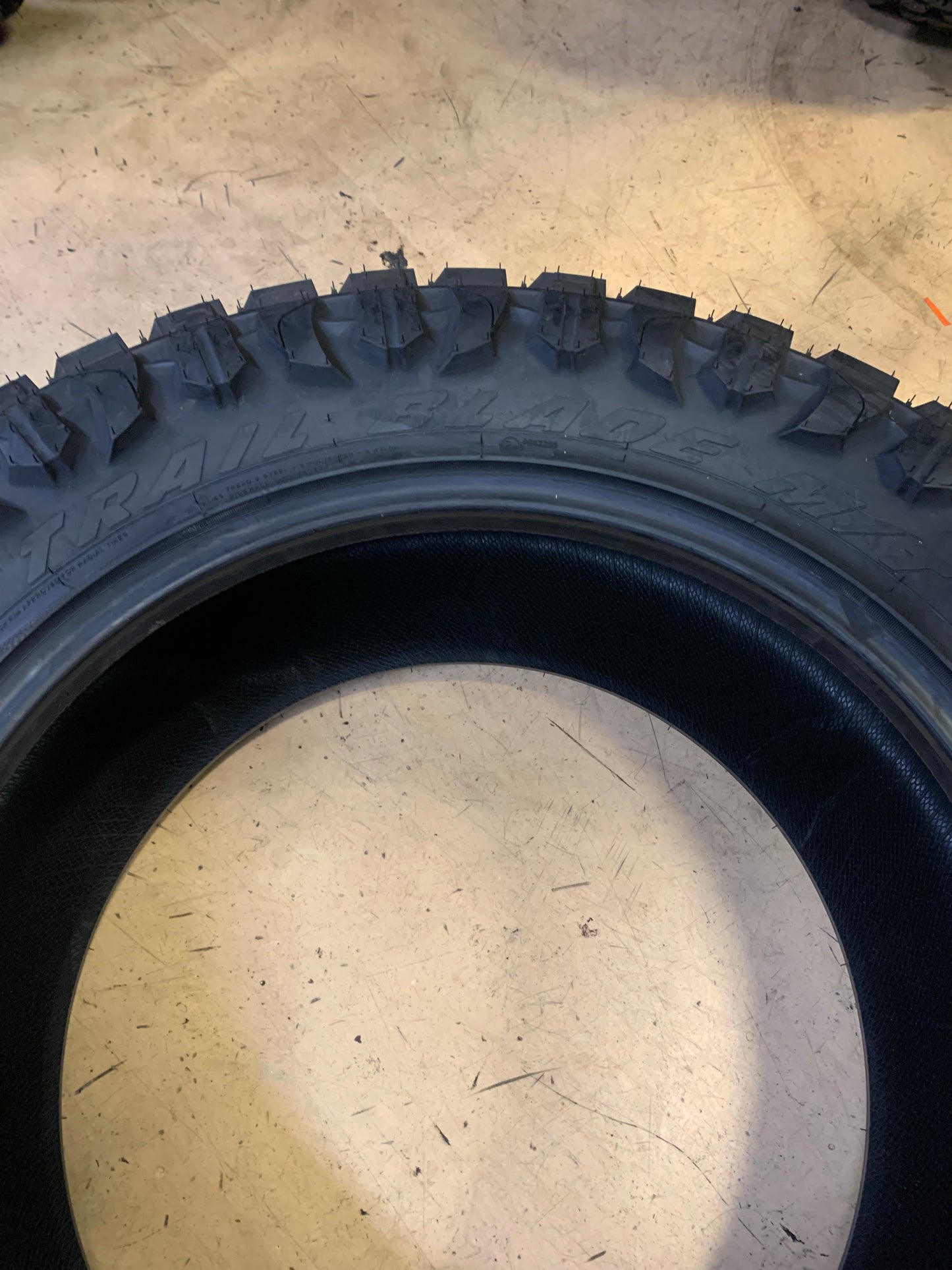 ATTURO TRAIL BLADE M/T BSW LT 37 13.5 22 123Q 10PLY MUD TERRAIN TIRE TBMTPFLM2MA