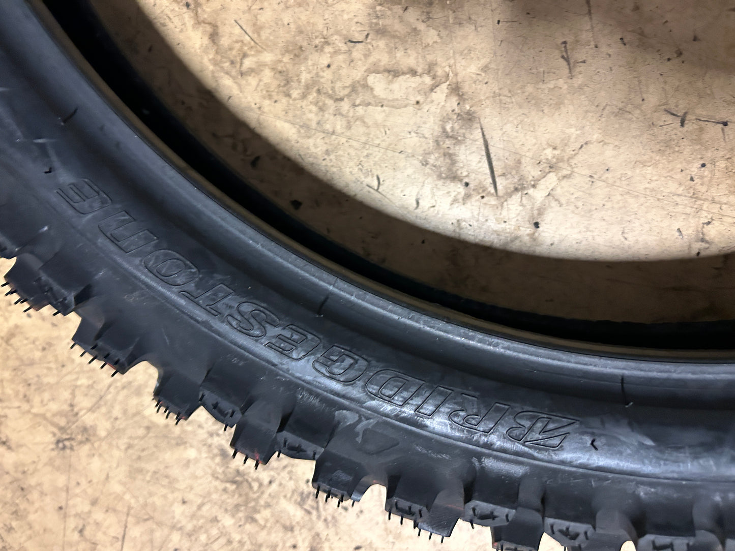 BRIDGESTONE BATTLECROSS X40 BSW  90 100 21 57M FRONT DIRT BIKE TIRE 7204