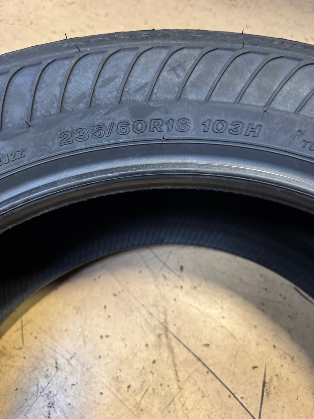 BRIDGESTONE ALENZA A/S 02 RFT BSW P 235 60 18 103H ALL SEASON TIRE 012165