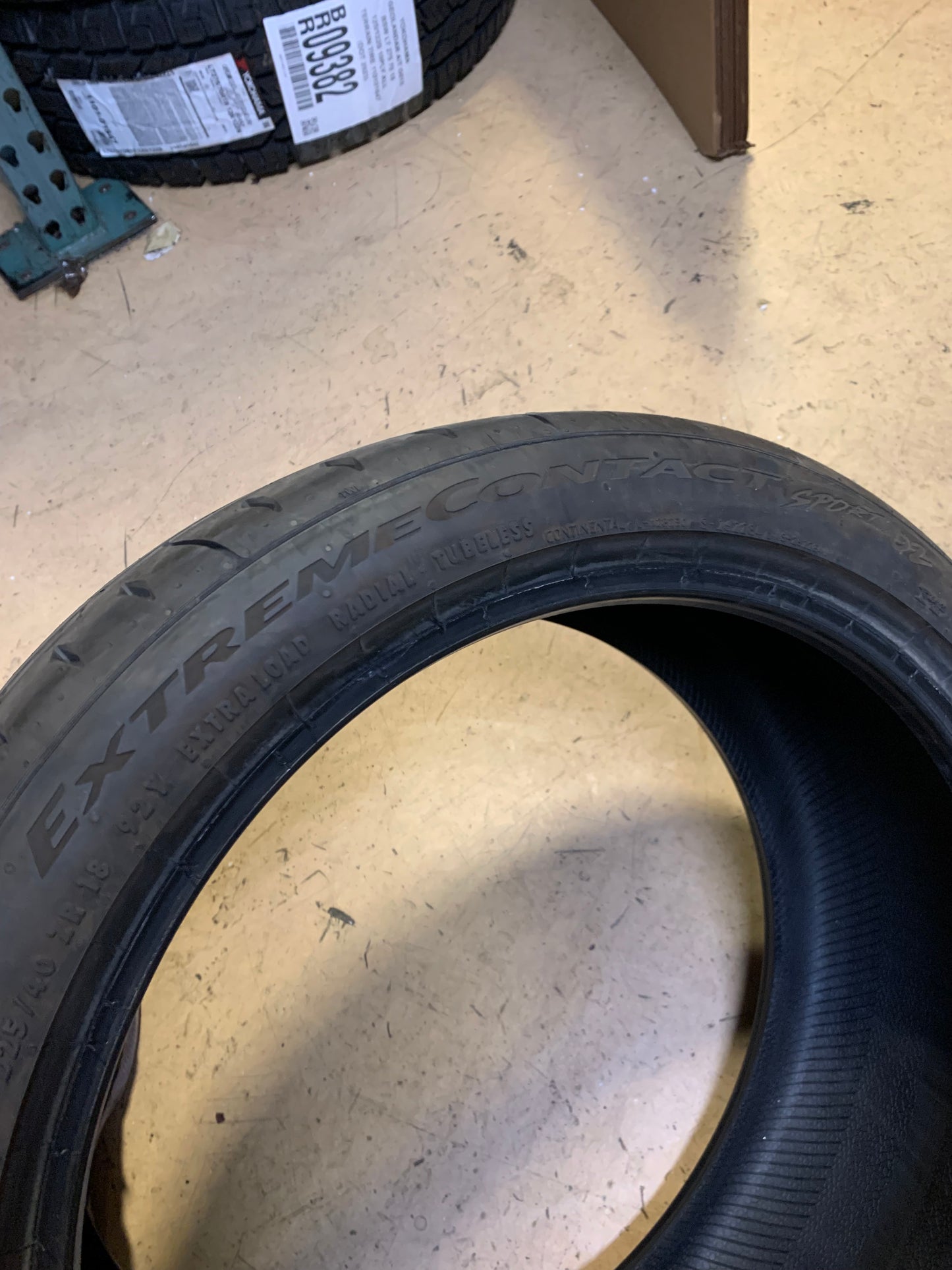 CONTINENTAL EXTREMECONTACT SPORT 02 BSW P 225 40 18 92Y XL TIRE 03125140000