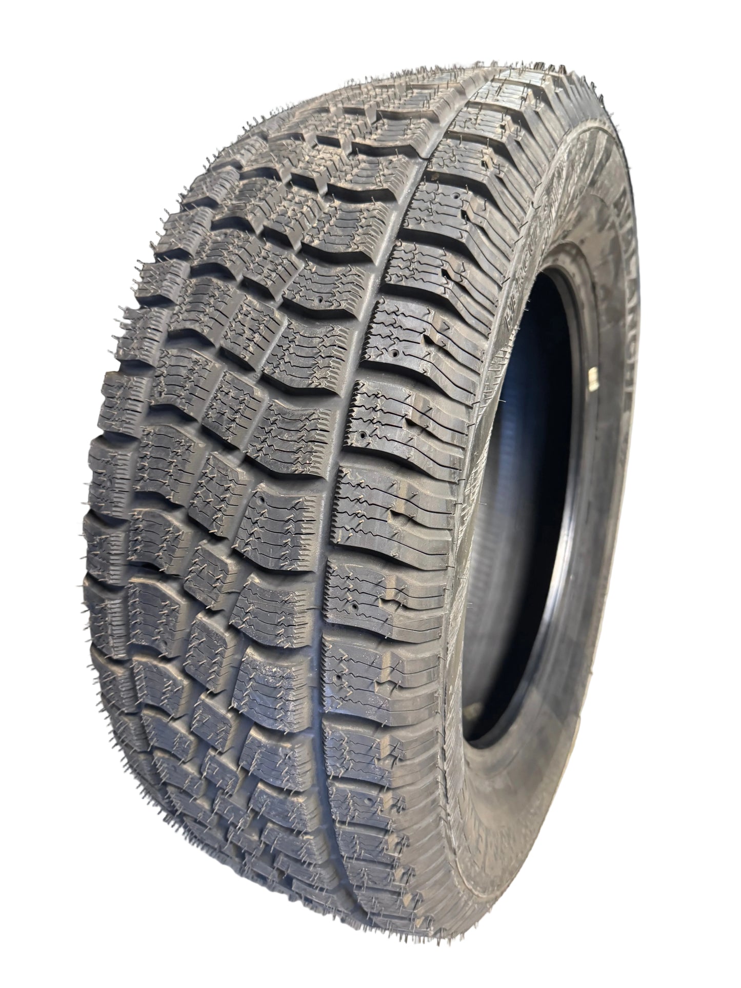 NOS HERCULES AVALANCHE X-TREME BSW P 265 60 18 110S WINTER TIRE 01184