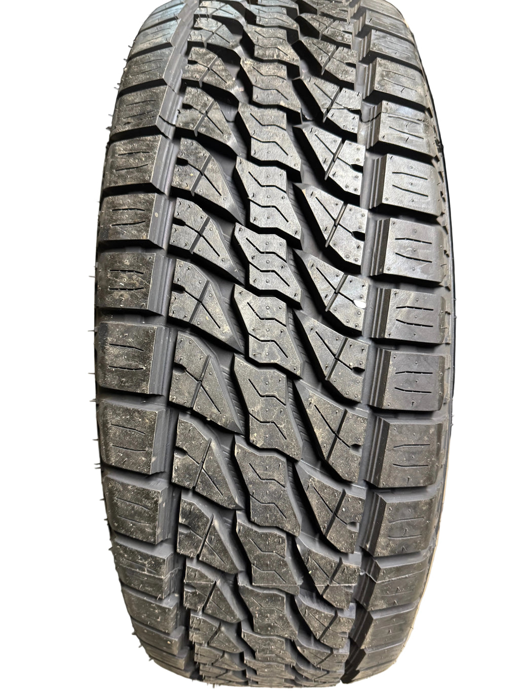 LEAO LION SPORT A/T BSW P 265 70 16 112T ALL TERRAIN TIRE 221005265