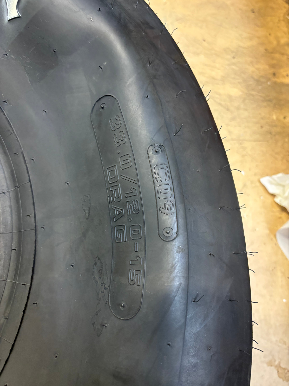 HOOSIER CO9 33 12 15 DRAG SLICK RACING TIRE 104-1/2" OD H18350C09