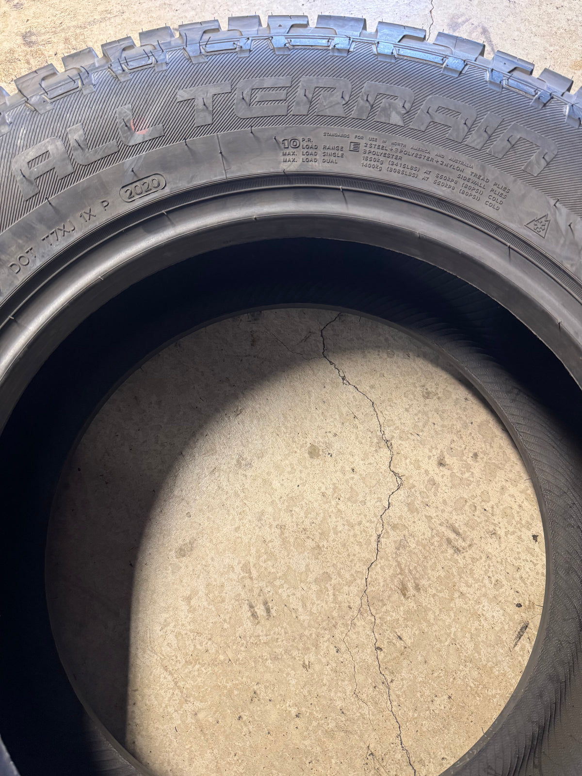 2 NOS PATHFINDER ALL TERRAIN BSW LT 275 65 18 123/120S 10PLY TIRE 2020526