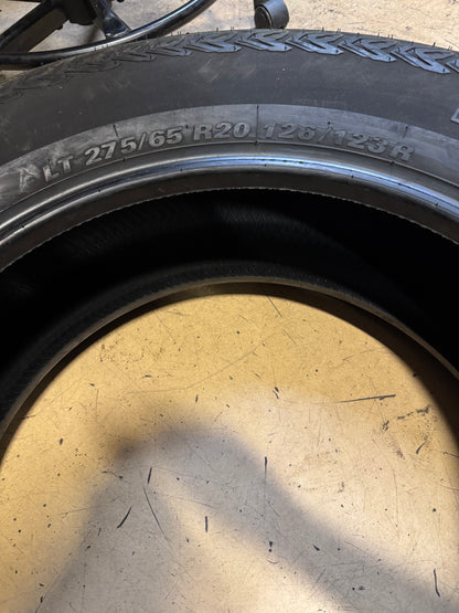 2 NOS KUMHO ROAD VENTURE AT51 BSW LT 275 65 20 126/123R 10PLY TIRE 2177763
