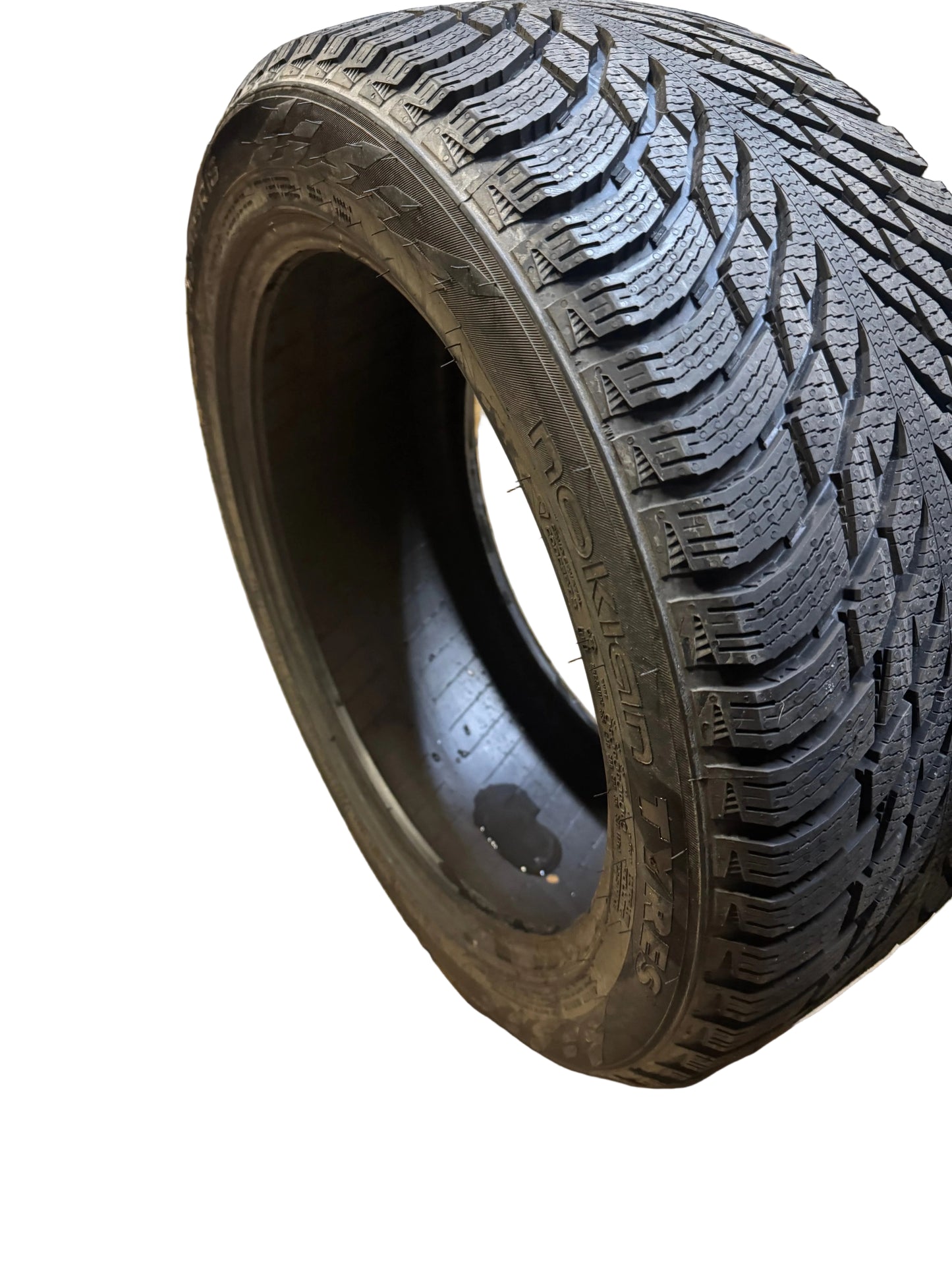 NOS NOKIAN HAKKAPELIITTA R3 BSW P 245 45 18 100T XL WINTER TIRE T430630