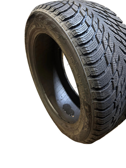 NOS NOKIAN HAKKAPELIITTA R3 BSW P 245 45 18 100T XL WINTER TIRE T430630