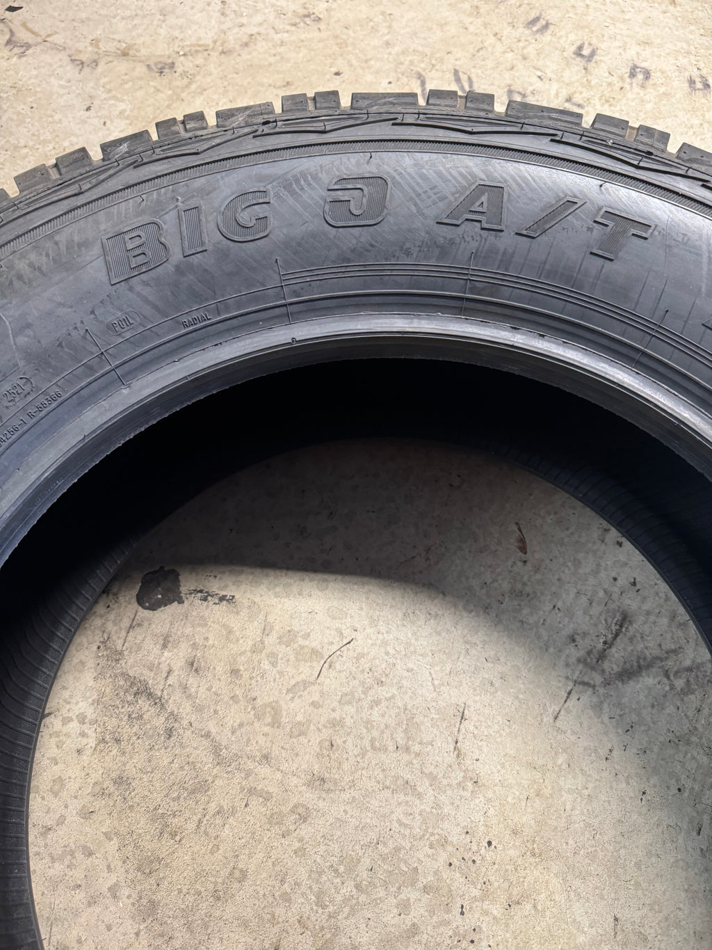 NOS BIG FOOT BIG O A/T BSW LT 275 65 20 126/123S 10PLY ALL TERRAIN TIRE 000000000001130760