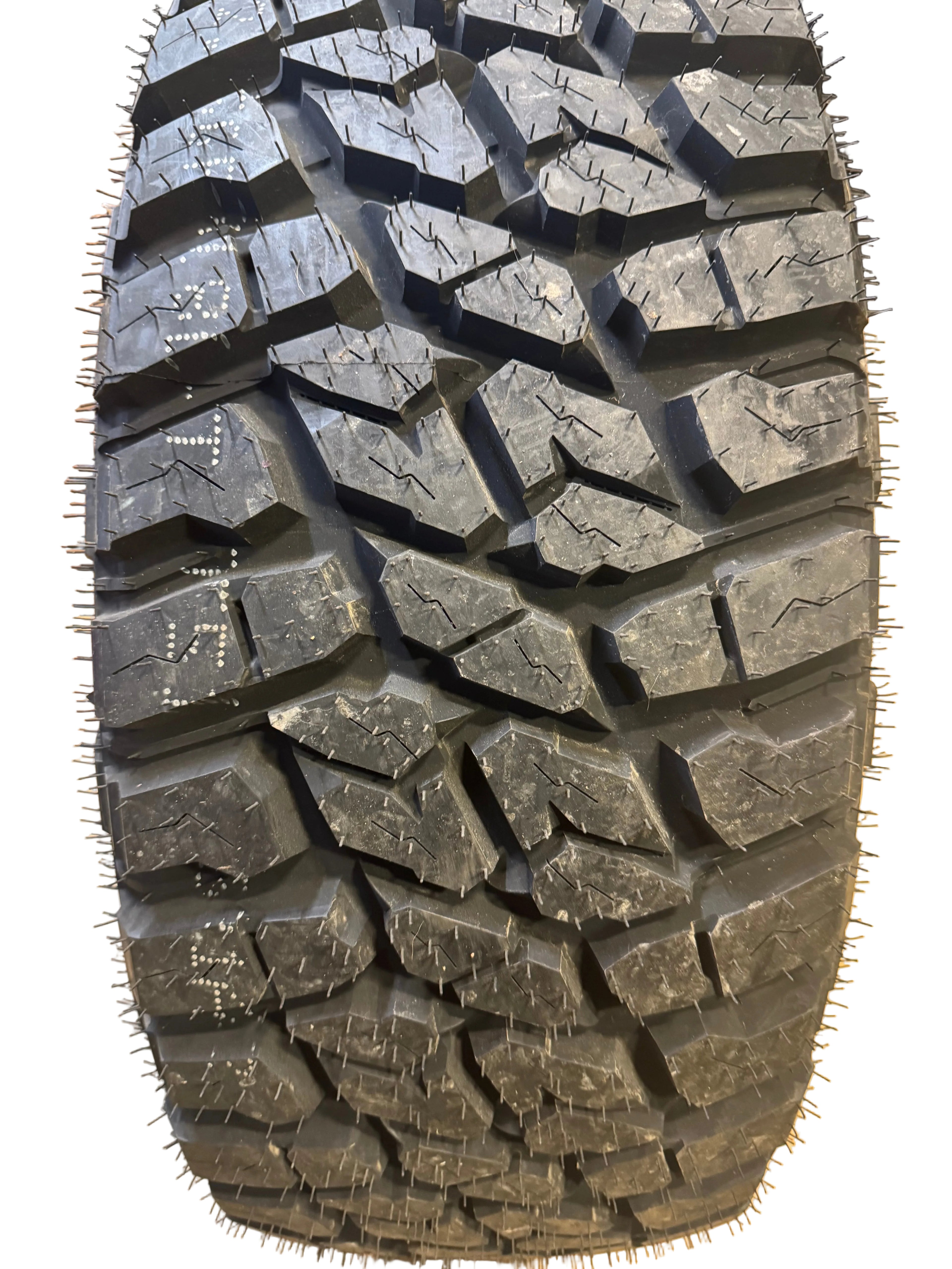 (KSL ONLY) 2 LANDSPIDER WILDTRAXX M/T BSW LT 35 12.5 18 123Q 10PLY MUD TIRE EMT014