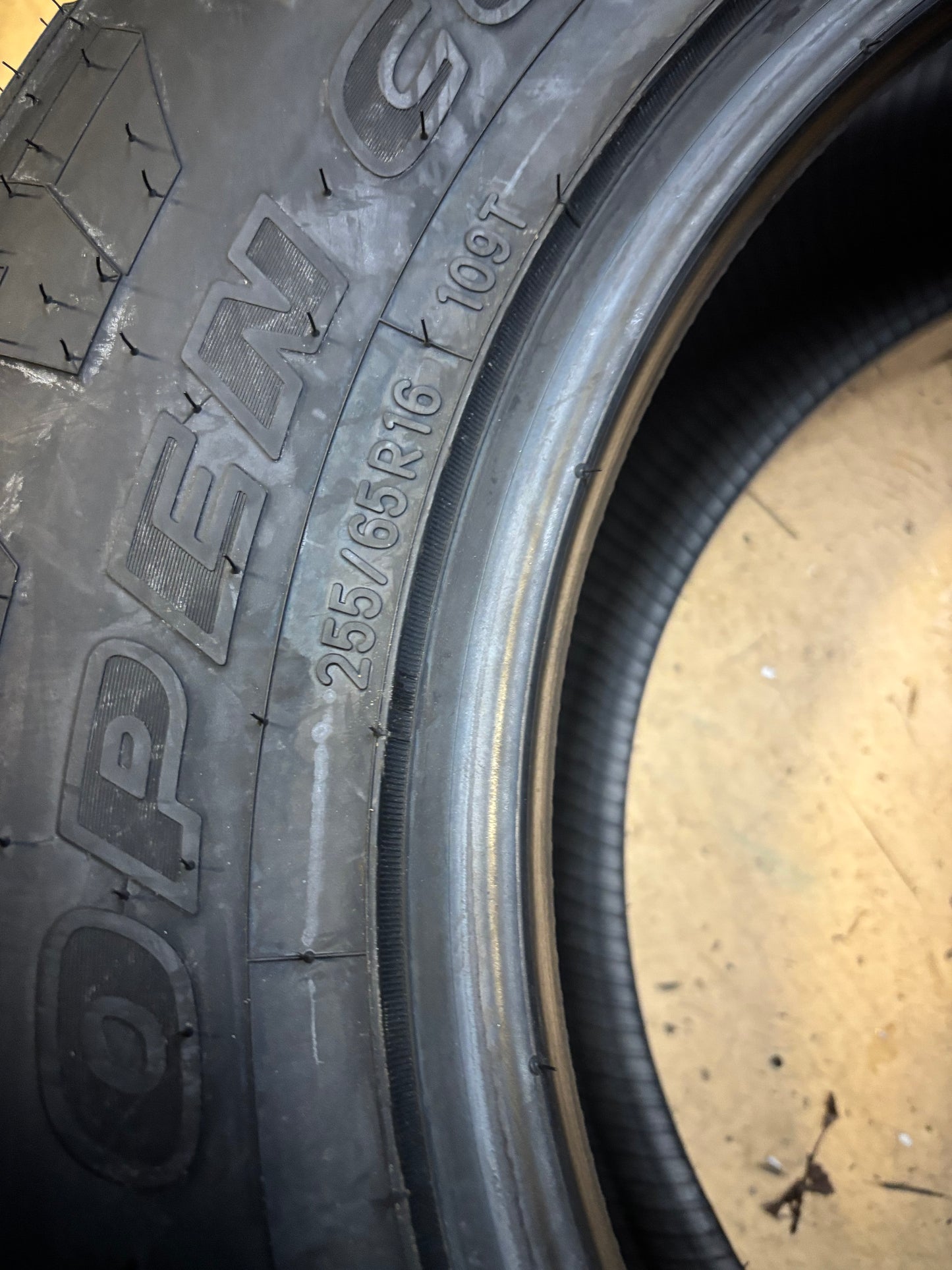 TOYO OPEN COUNTRY A/T III BSW P 255 65 16 109T SL ALL TERRAIN TIRE 356150