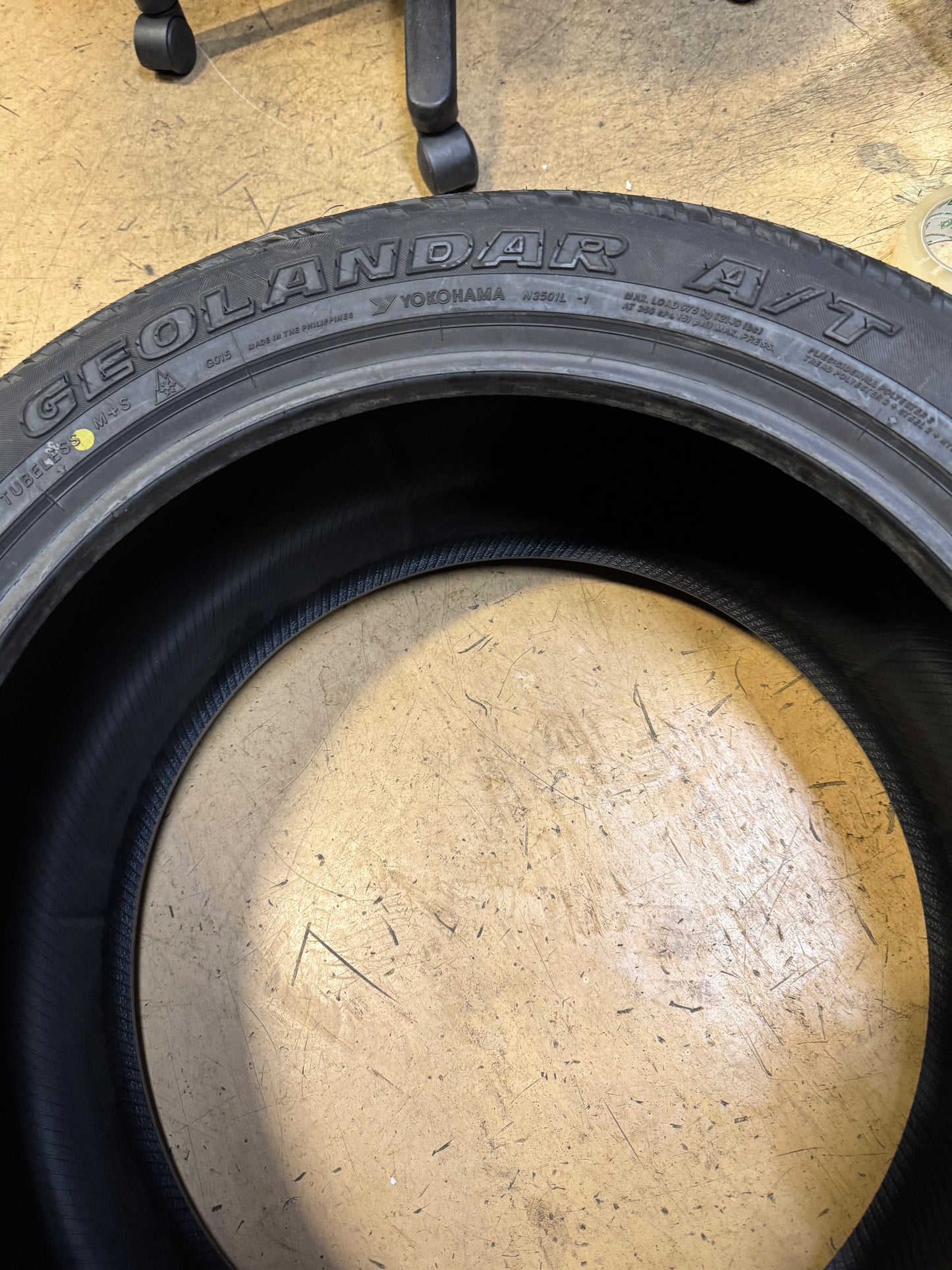 NOS YOKOHAMA GEOLANDAR A/T G015 BSW P 265 50 20 107H ALL TERRAIN TIRE 110101620