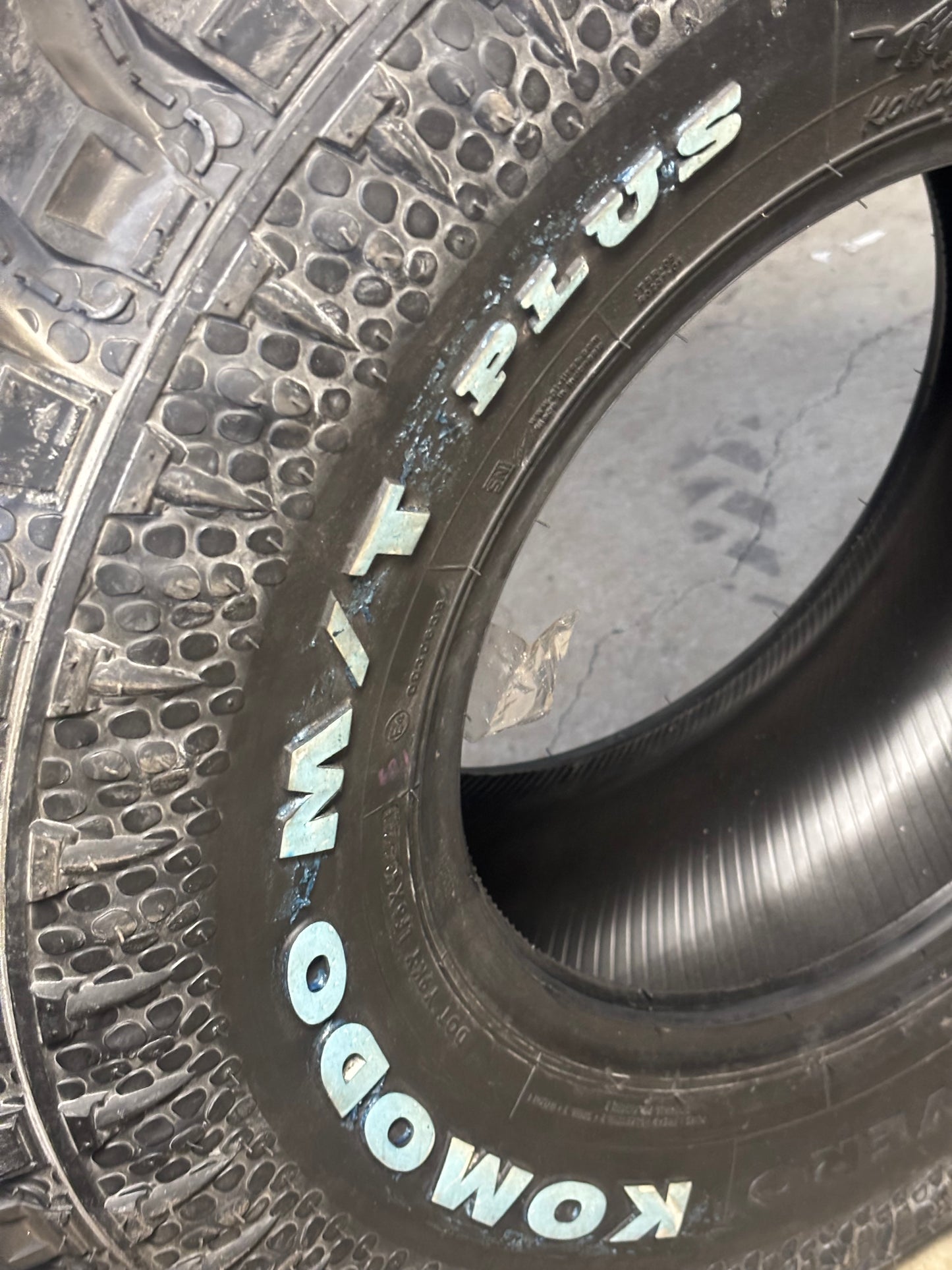 NOS GT RADIAL KOMODO MT PLUS RWL LT 33 12.5 15 108Q LRC MUD TERRAIN TIRE A294