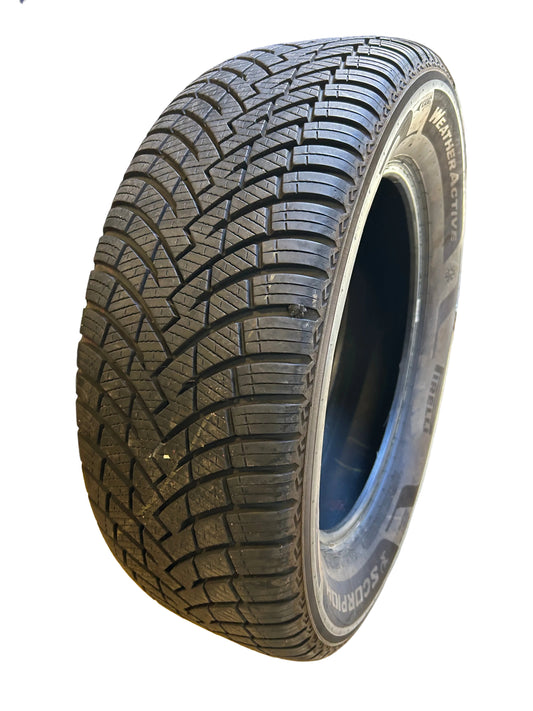 USED 10/32" PIRELLI SCORPION WEATHERACTIVE BSW P 245/60R18 105V TIRE 4162900