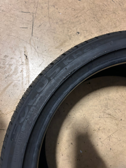 NOS KUMHO SOLUS KH25 BSW P 215 40 18 85V ALL SEASON TIRE 2141133