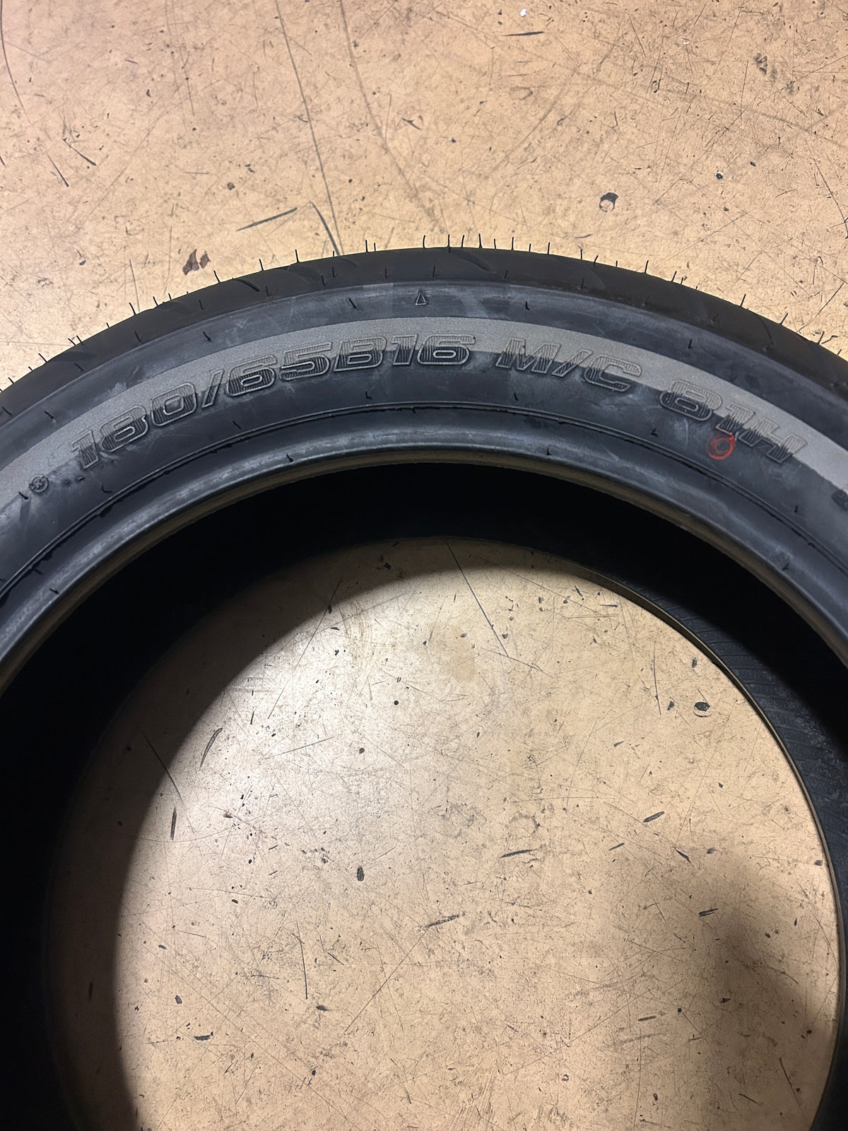 SHINKO SR777HD REFLECTOR BSW 180 65 16 81H REAR MOTORCYCLE TIRE 874809
