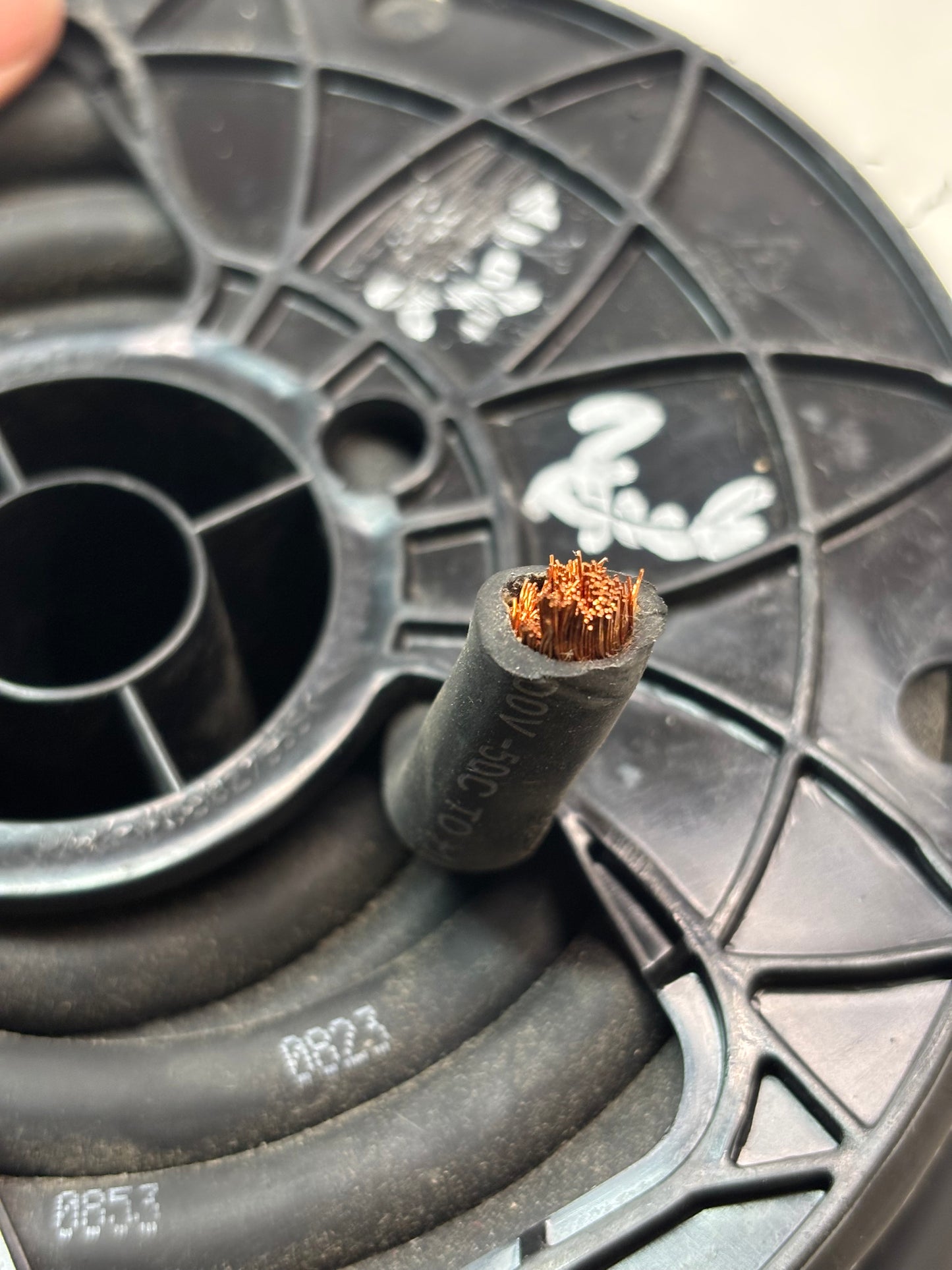 SPARTAN POWER WELDING LEAD & CAR BATTERY CABLE 600 VOLT, 2/0 AWG 95 FT