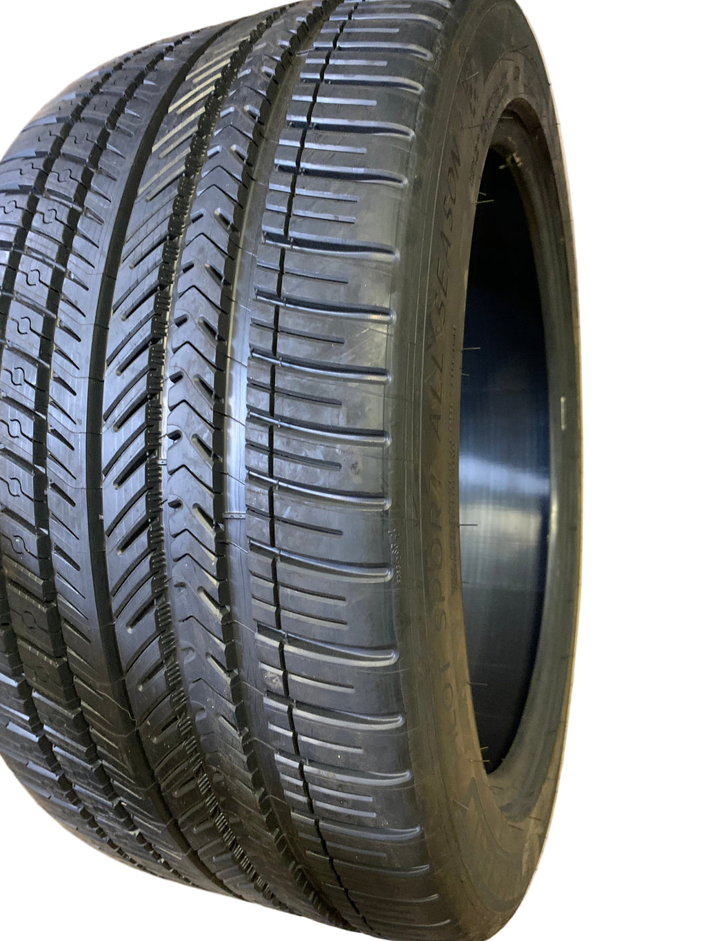 MICHELIN PILOT SPORT ALL SEASON 4 BSW P 285 45 19 107Y XL ALL SEASON TIRE ‎32309