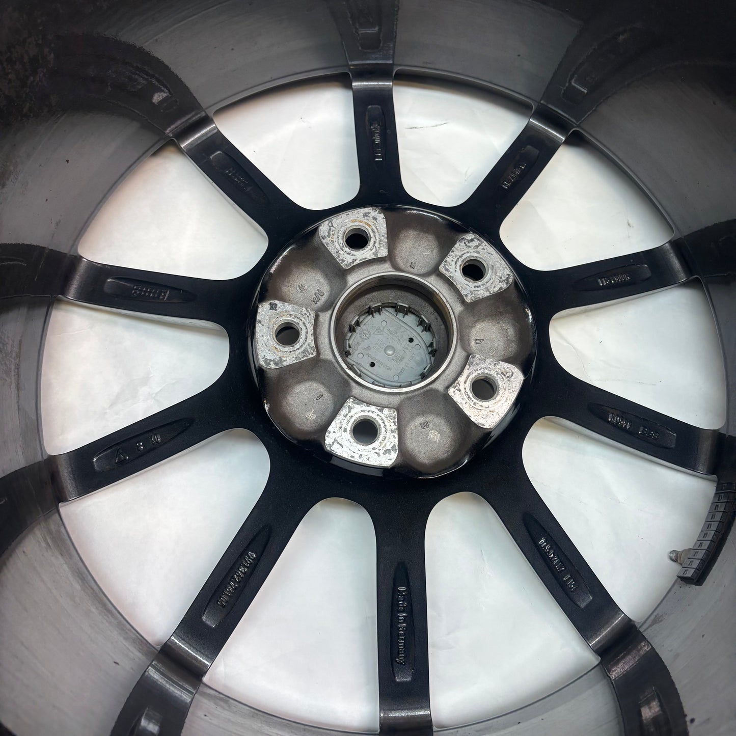 GENUINE PORSCHE 991 II C4 4S 4 S STAGGERED SET OF WHEELS R: 20X11 ET56 F: 20X8.5 ET49