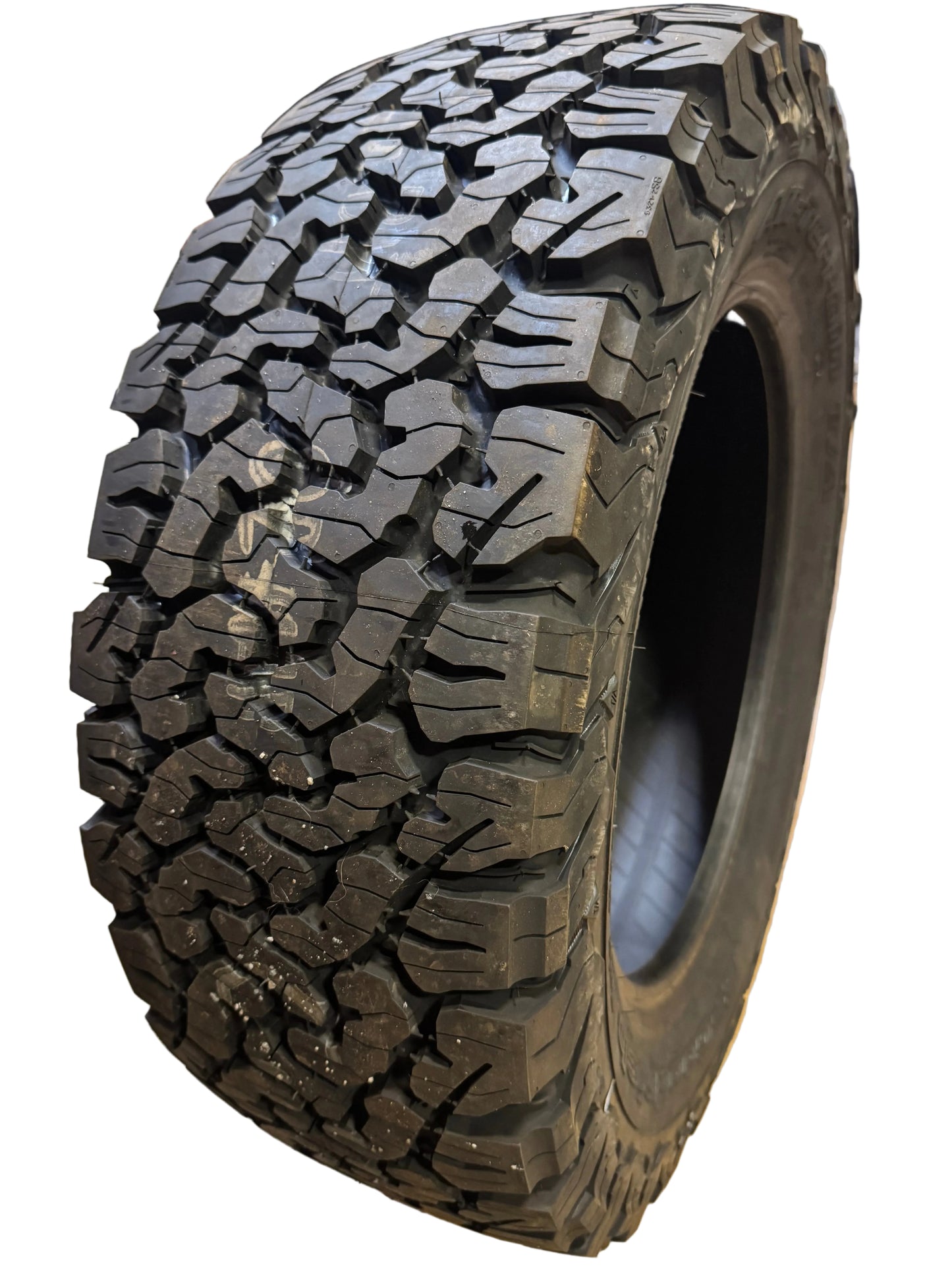 BFGOODRICH ALL TERRAIN T/A KO2 BSW LT 265 60 18 119/116S 10PLY TIRE 63681