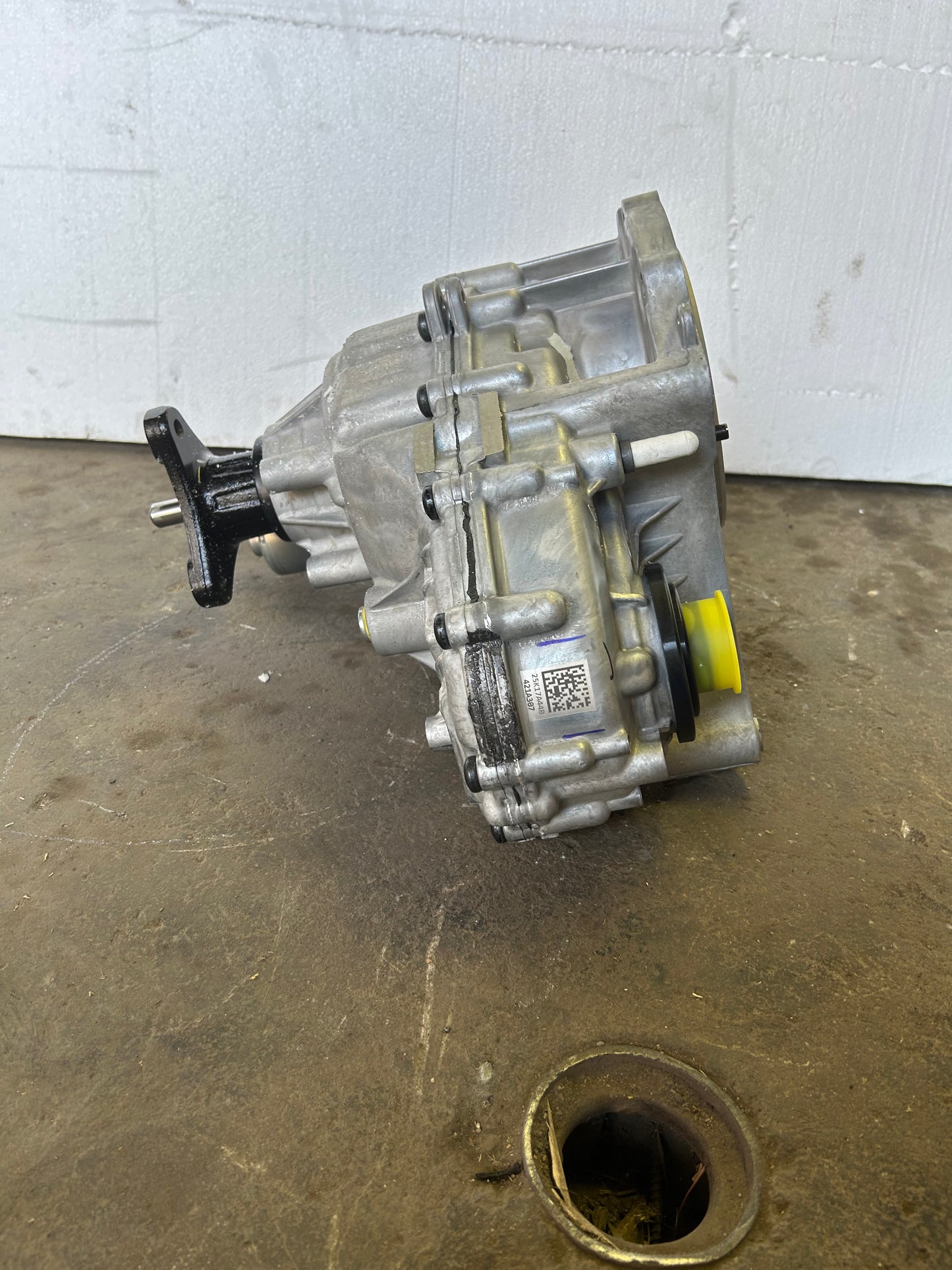 OEM LINCOLN, FORD AVIATOR, EXPLORER TRANSFER CASE ASSEMBLY  L1MZ-7A195-A