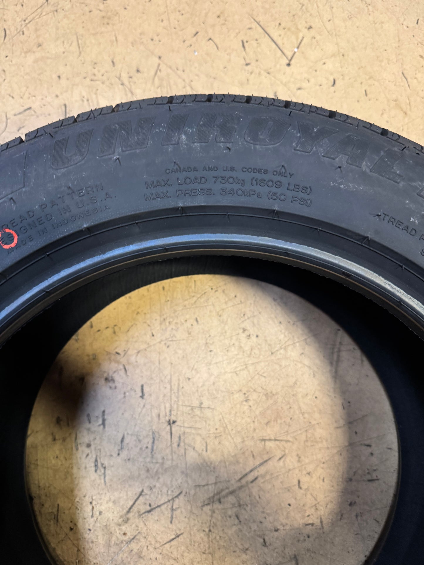 UNIROYAL TIGER PAW TOURING A/S BSW P 215 55 16 97V XL ALL SEASON TIRE 59548