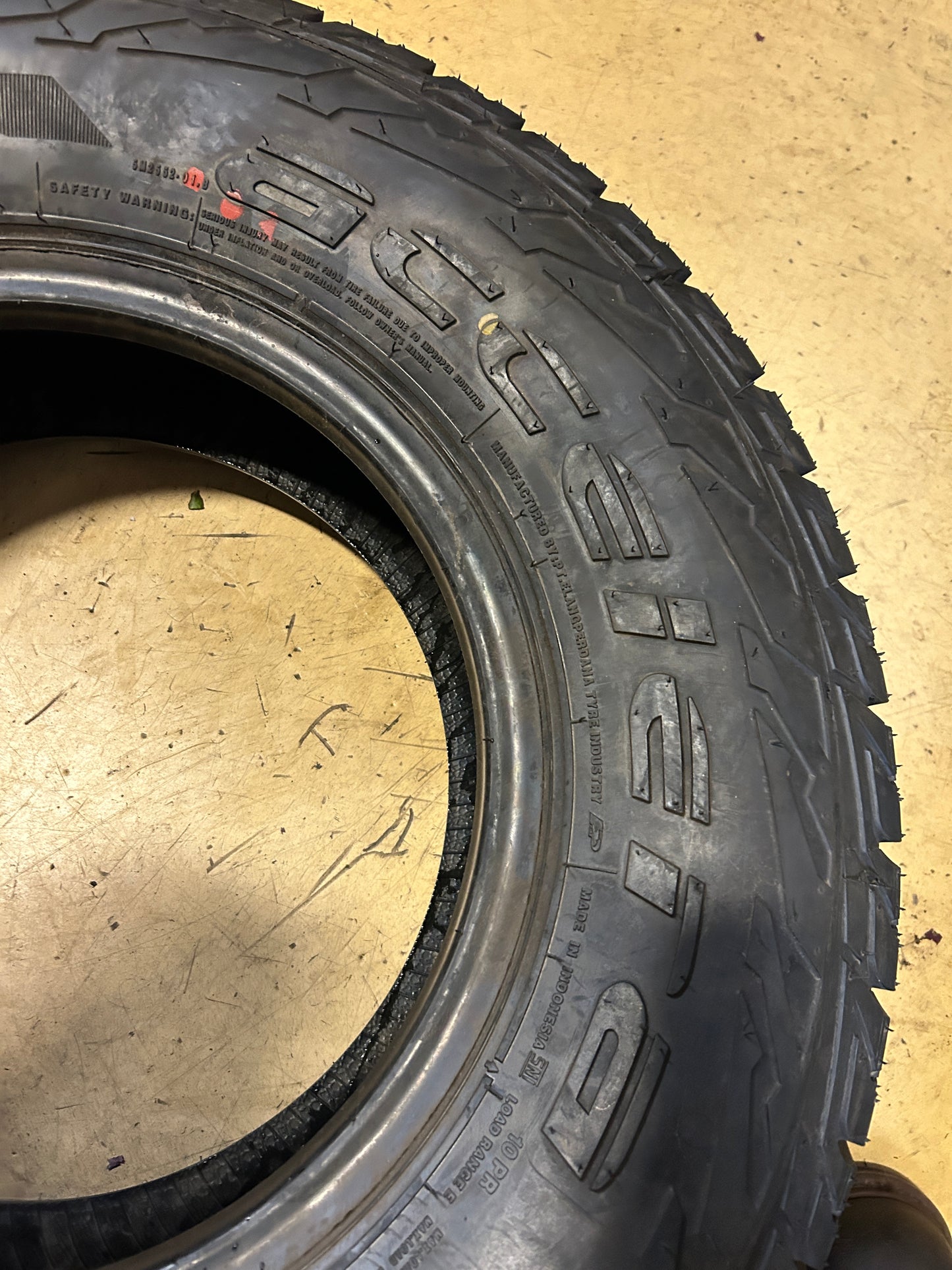 ACCELERA OMIKRON A/T BSW LT 235 75 15 116/113Q 10PLY ALL TERRAIN TIRE 1200040963