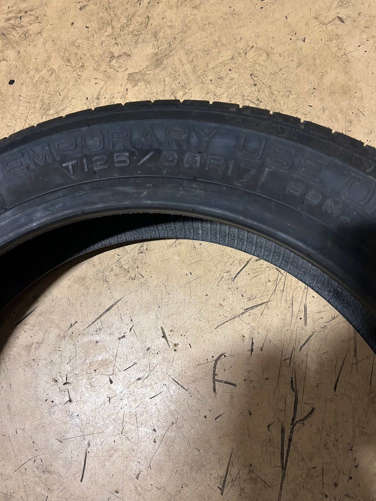 MAXXIS BSW T 125 80 17 99M SPARE TIRE MST1258017