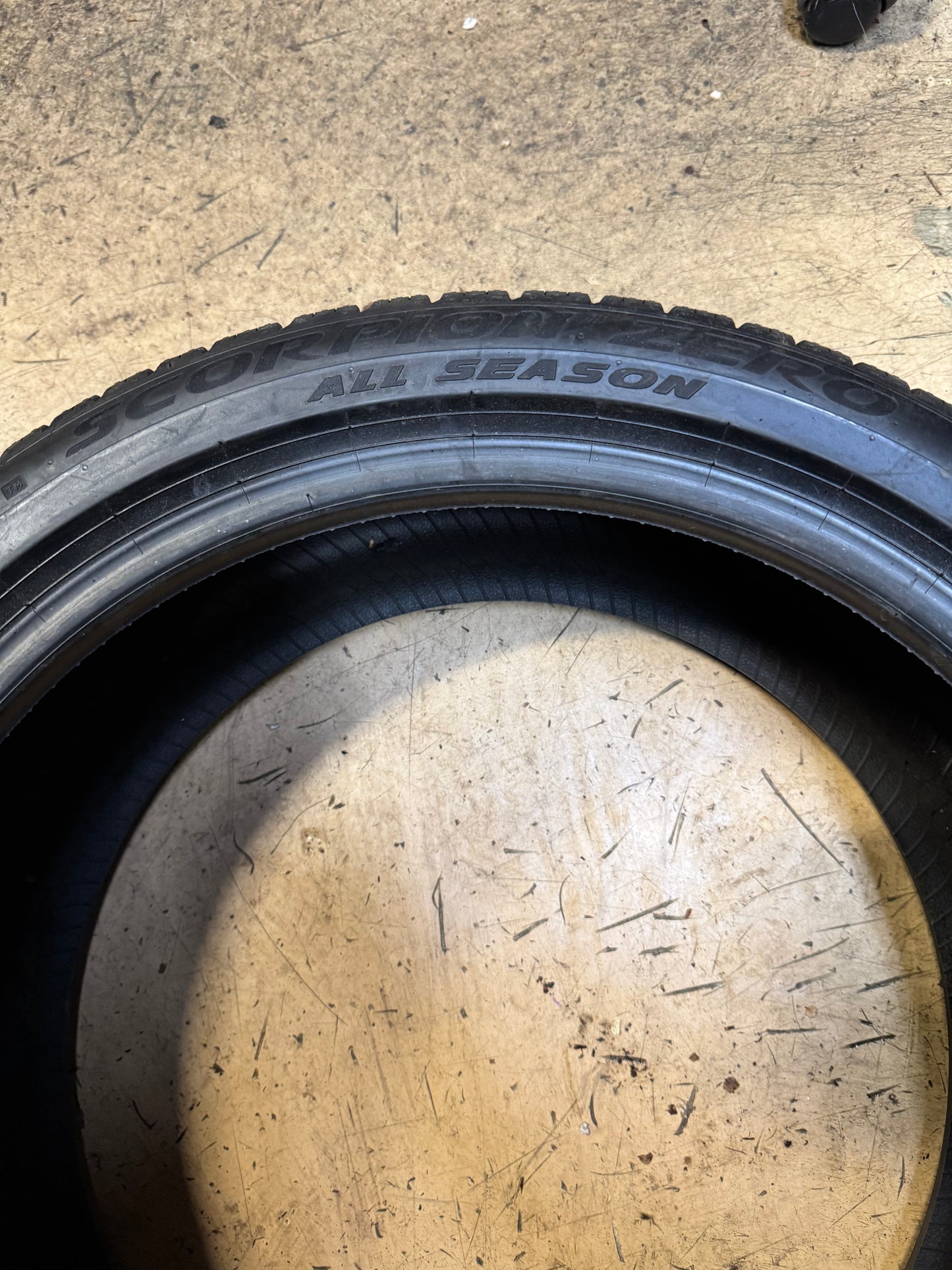 PIRELLI SCORPION ZERO ALL SEASON BSW P  225 45 19 92H ALL SEASON TIRE 3848000