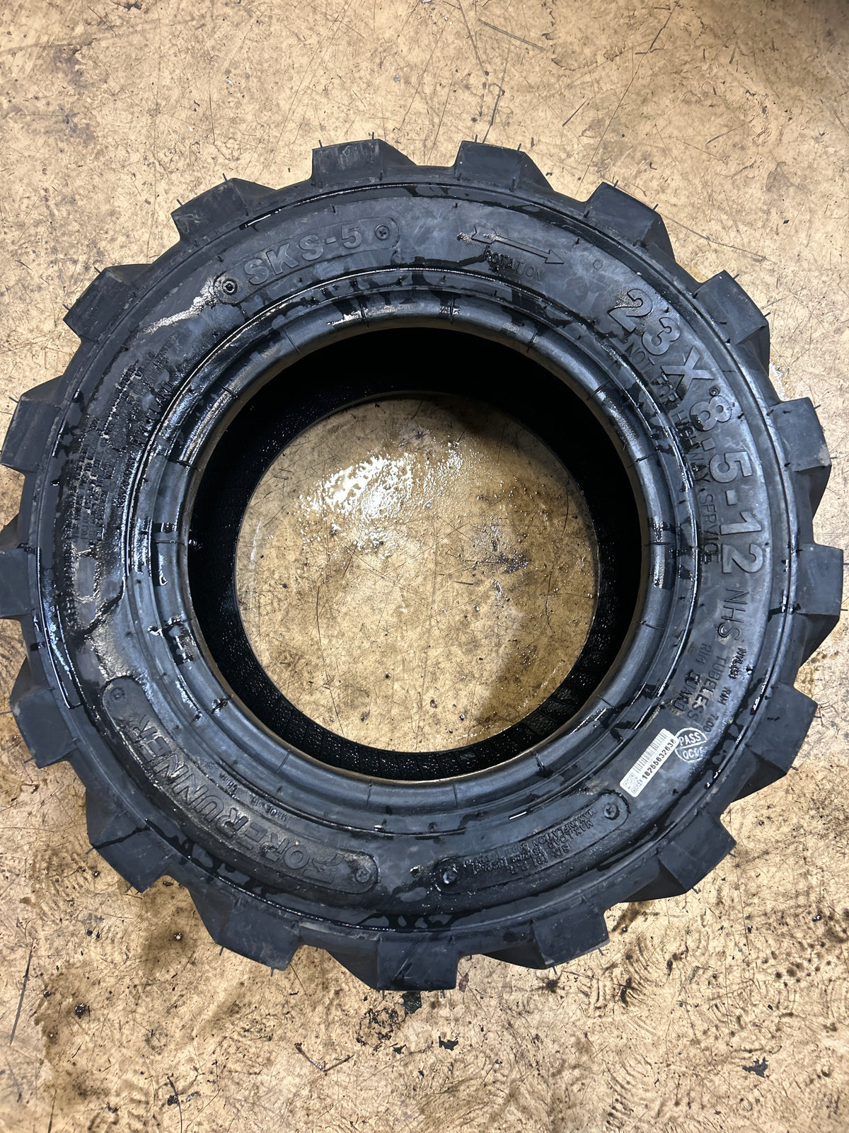 FORERUNNER SKS-5 BSW 23 8.5 12 6PLY SKID STEER TIRE FRSKS5238512