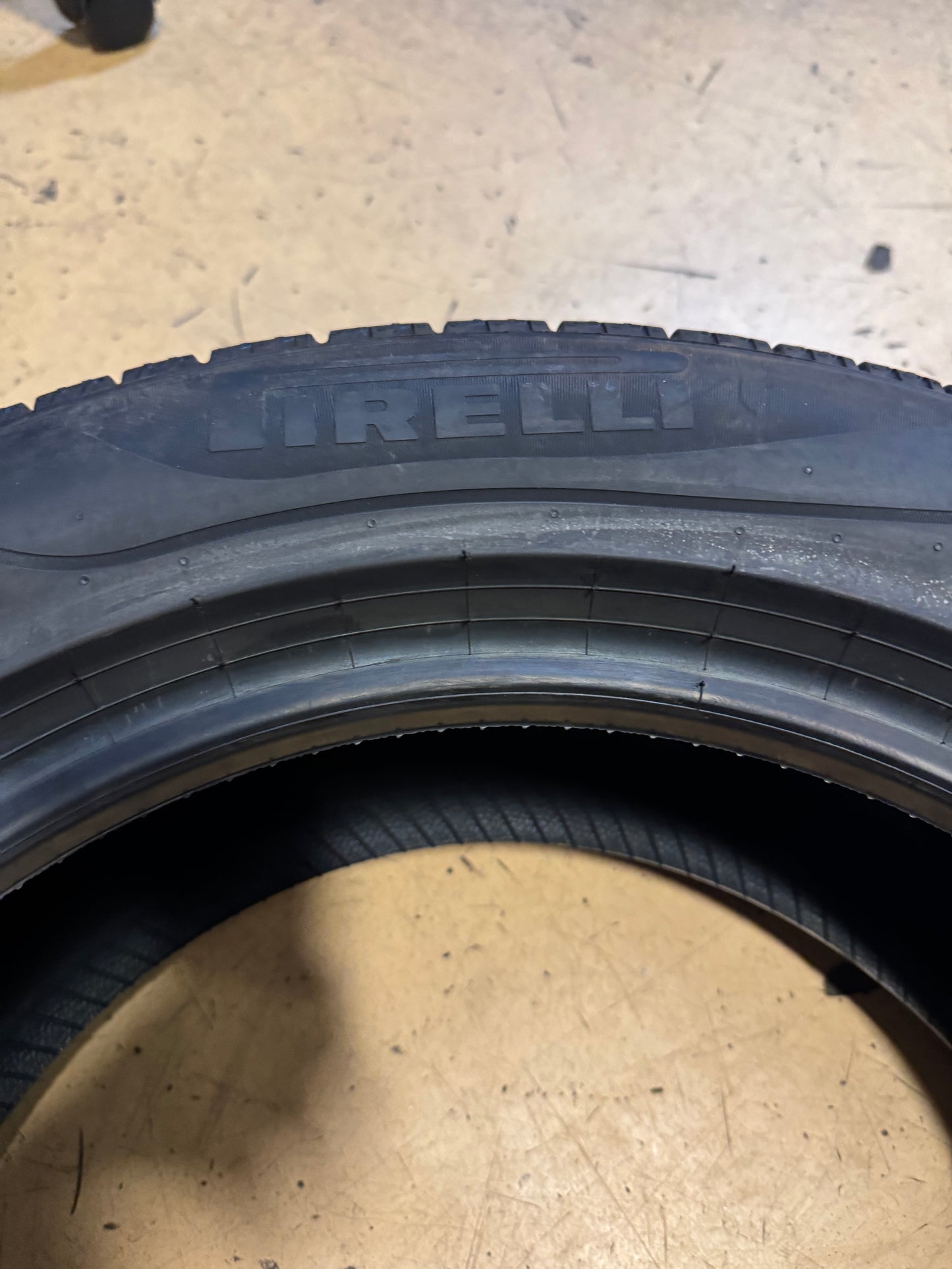 PIRELLI P7 A/S PLUS 3 P 225 55 17 97V SL ALL SEASON  TIRES 4222900