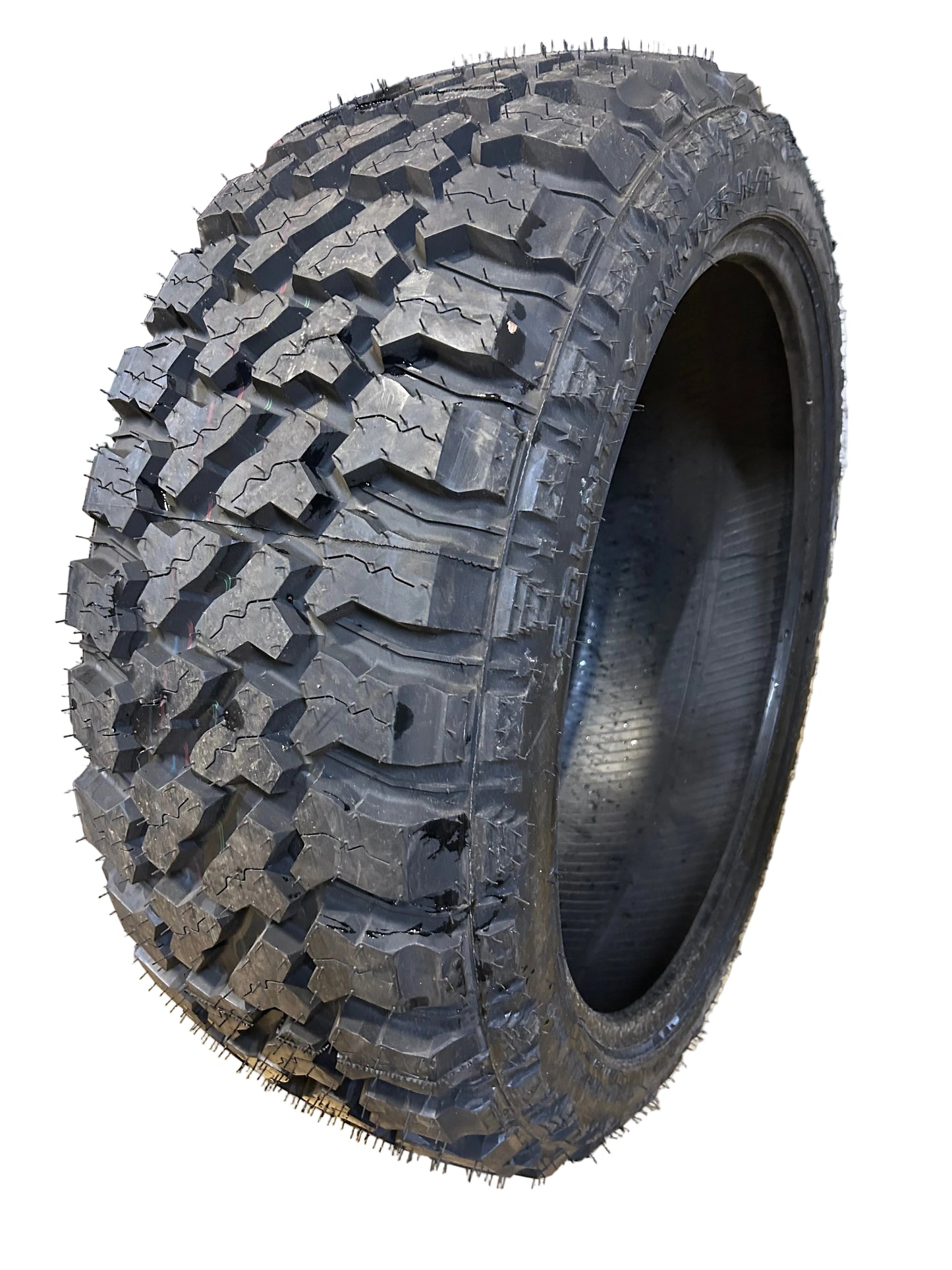 FURY COUNTRY HUNTER M/T BSW LT 35 12.5 24 114Q 10PLY MUD TIRE FCH35125024